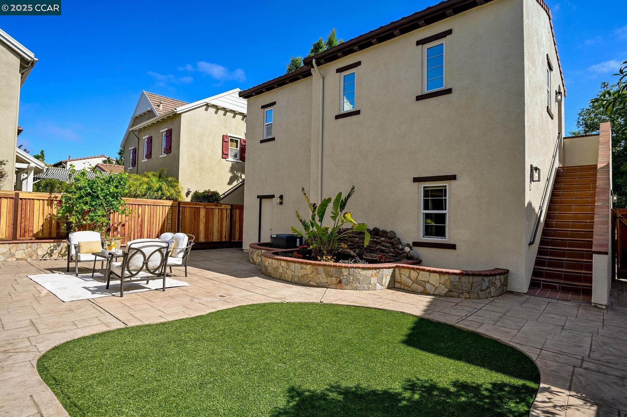 2371 Magnolia Bridge Dr