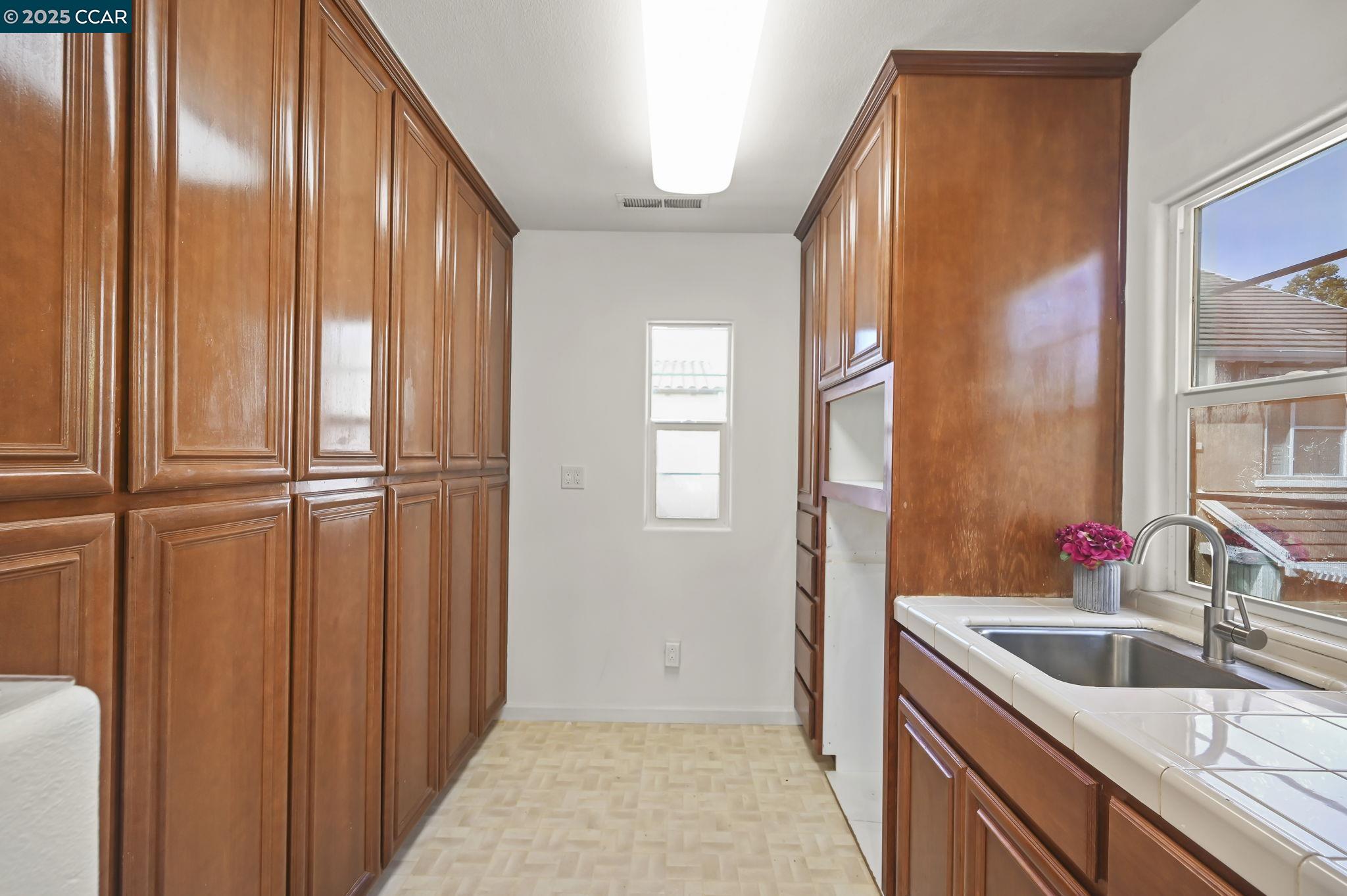 2371 Magnolia Bridge Dr