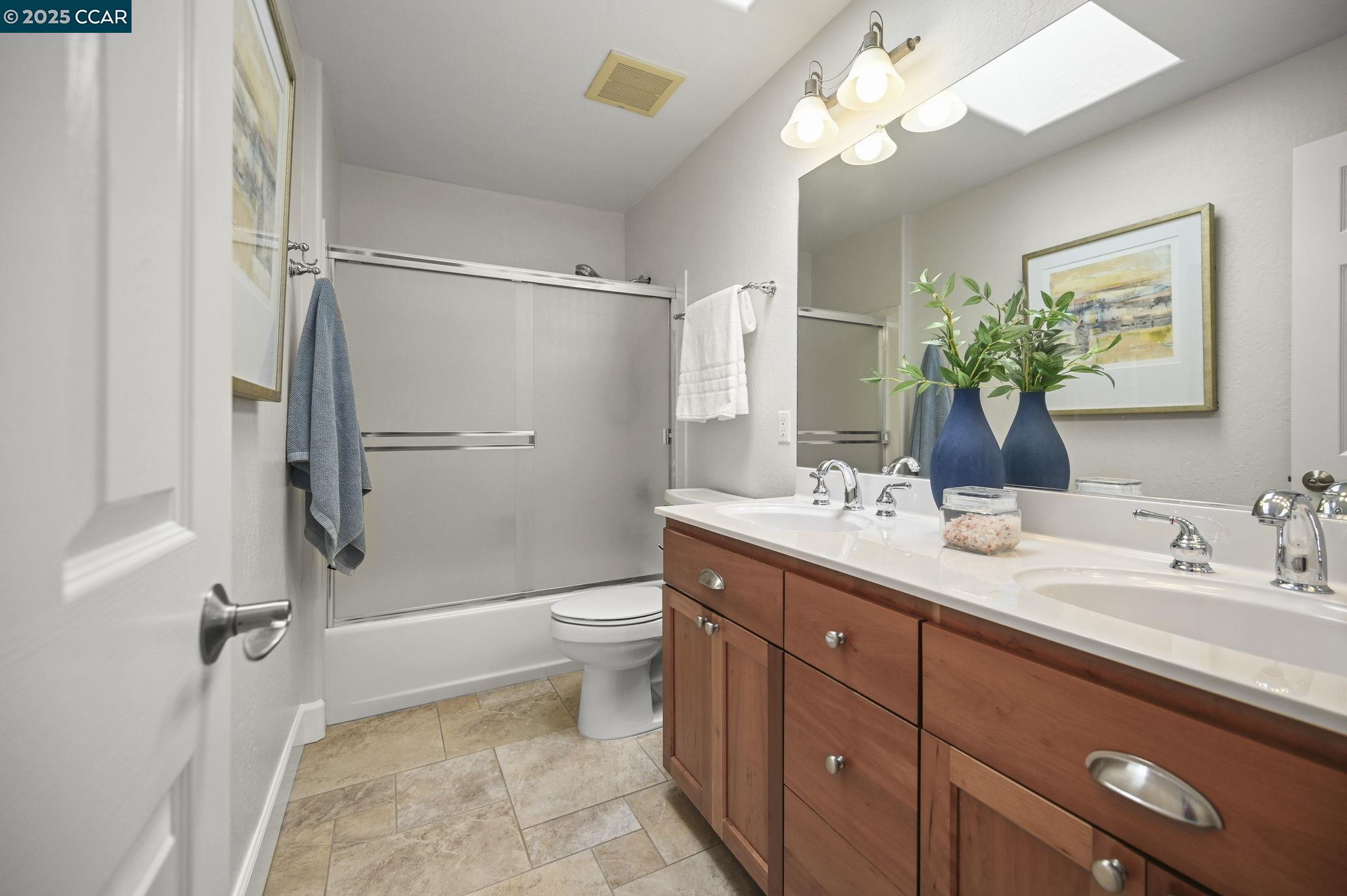 34 Willowview Ct
