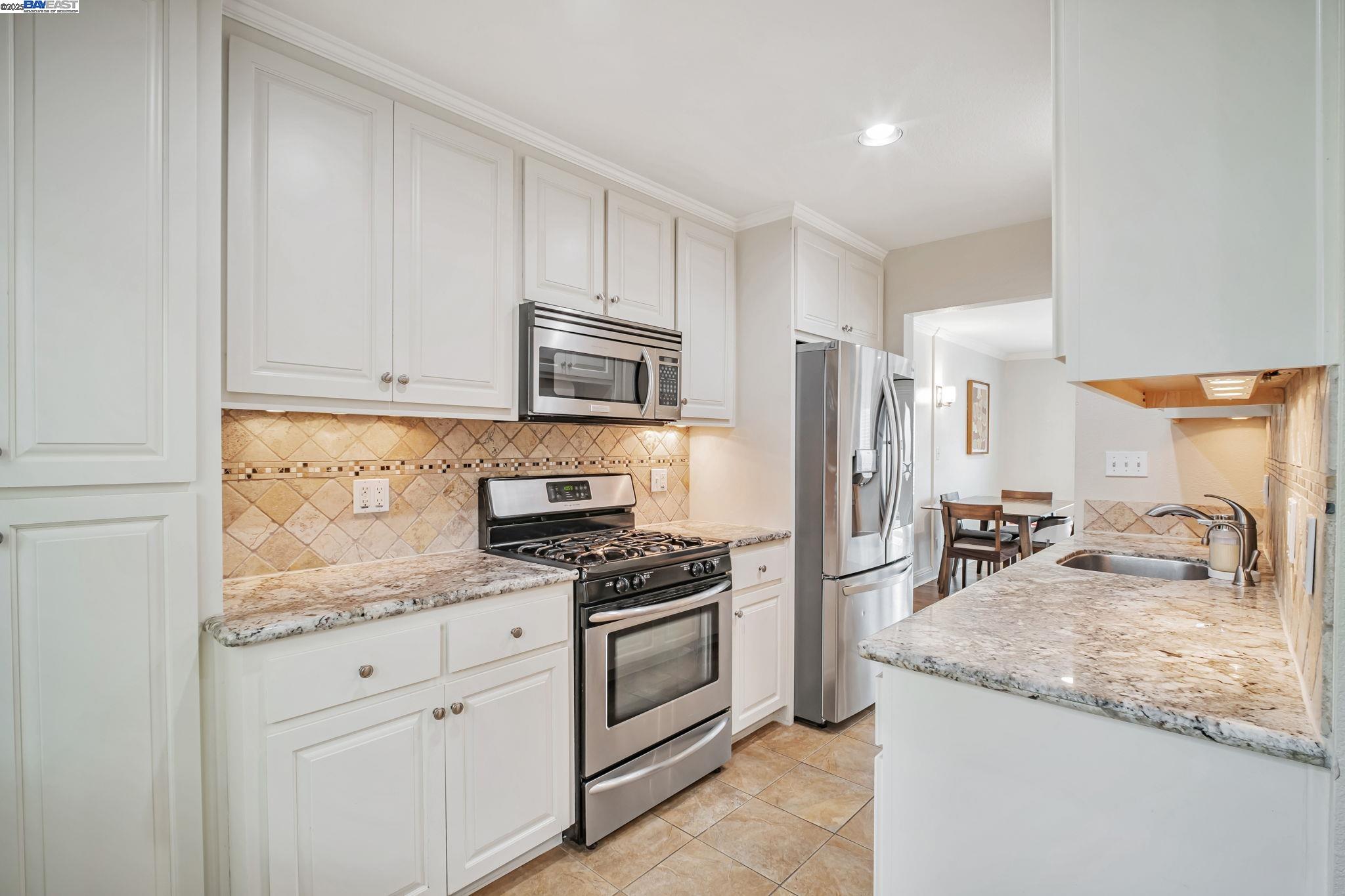 14413 Kings Ct