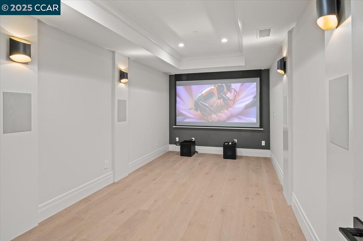 74 Middlefield Rd