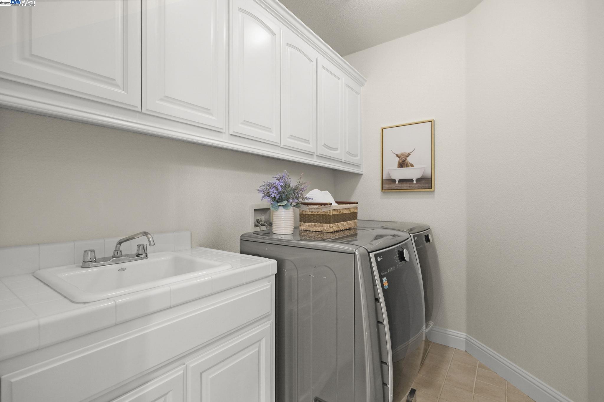 86 Candleston Place