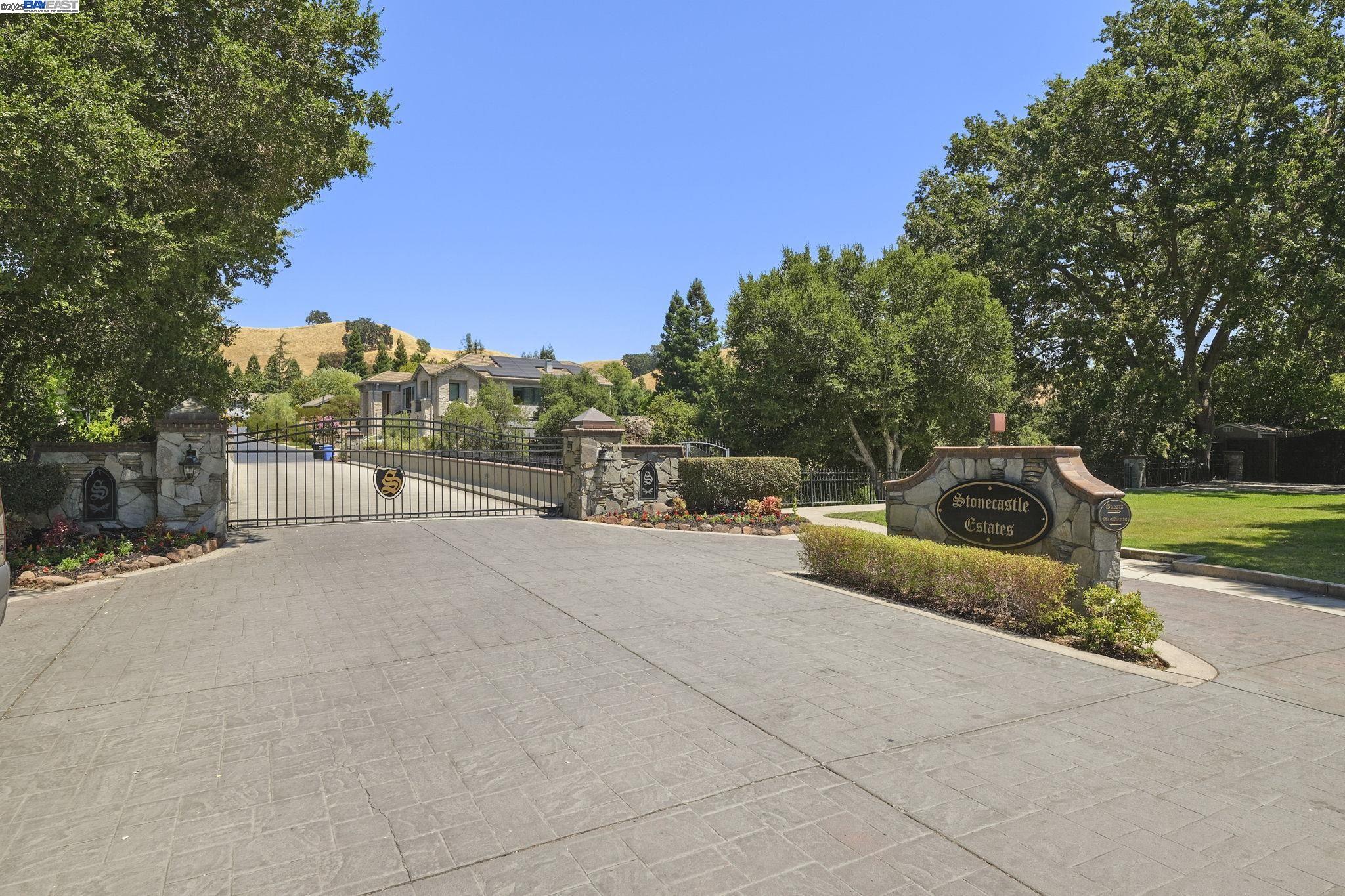 86 Candleston Place