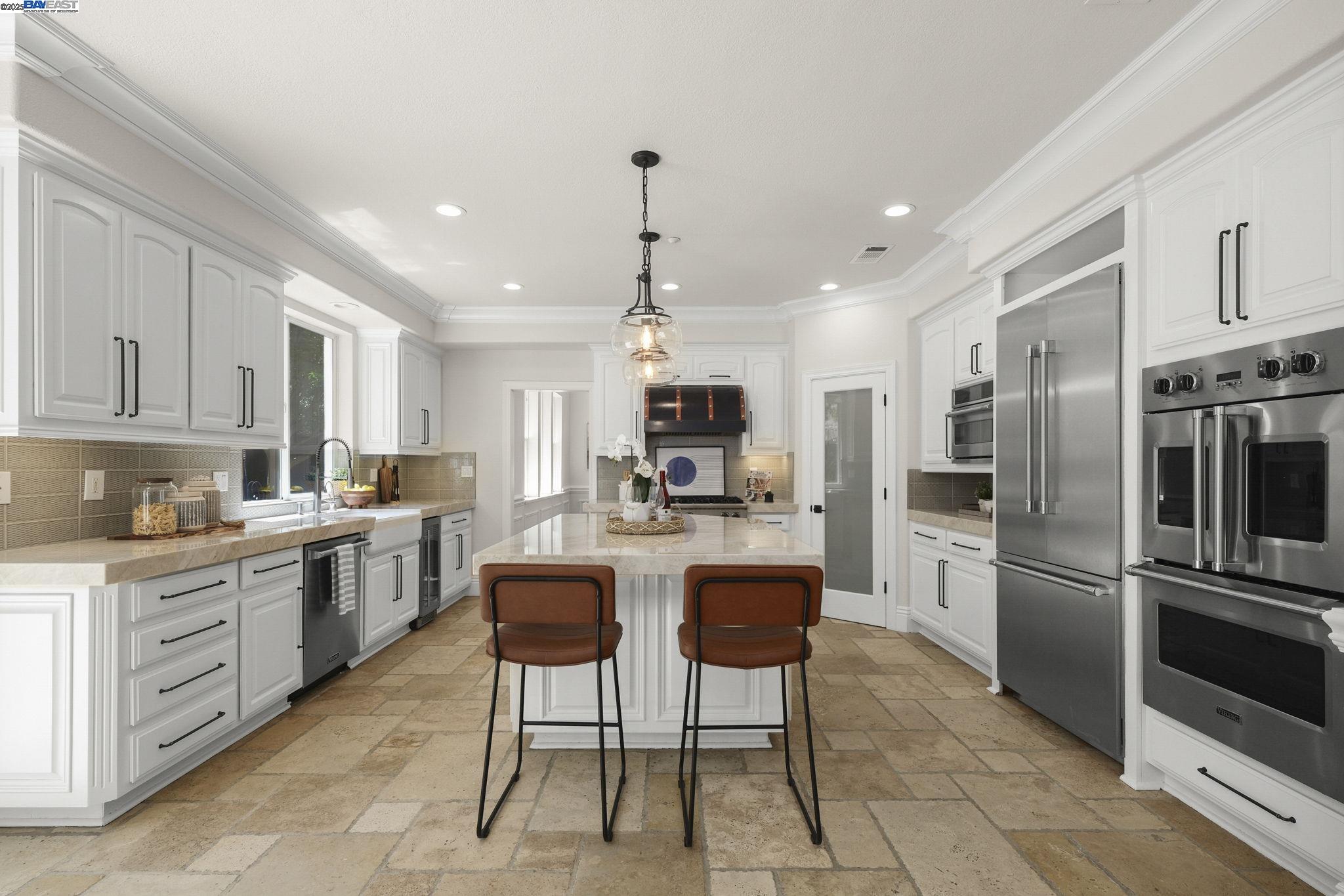 86 Candleston Place