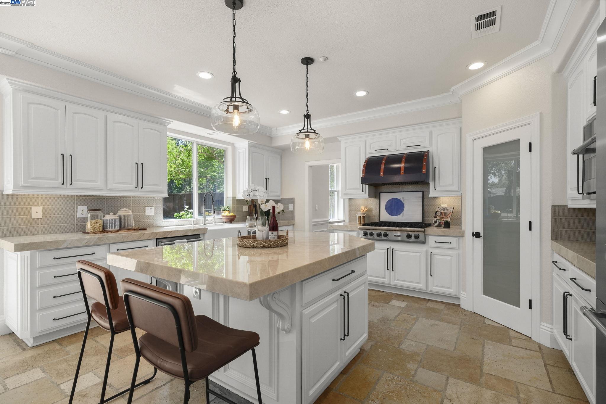 86 Candleston Place