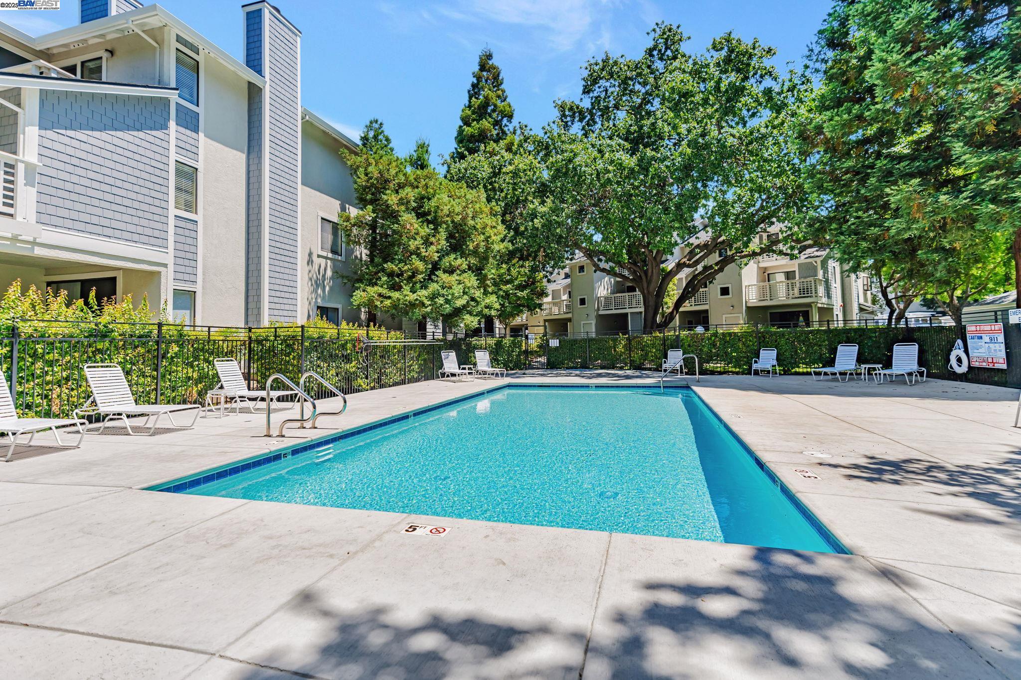 2584 Oak Rd # 227