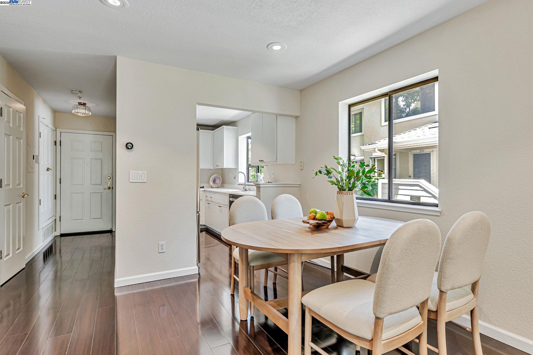 2584 Oak Rd # 227