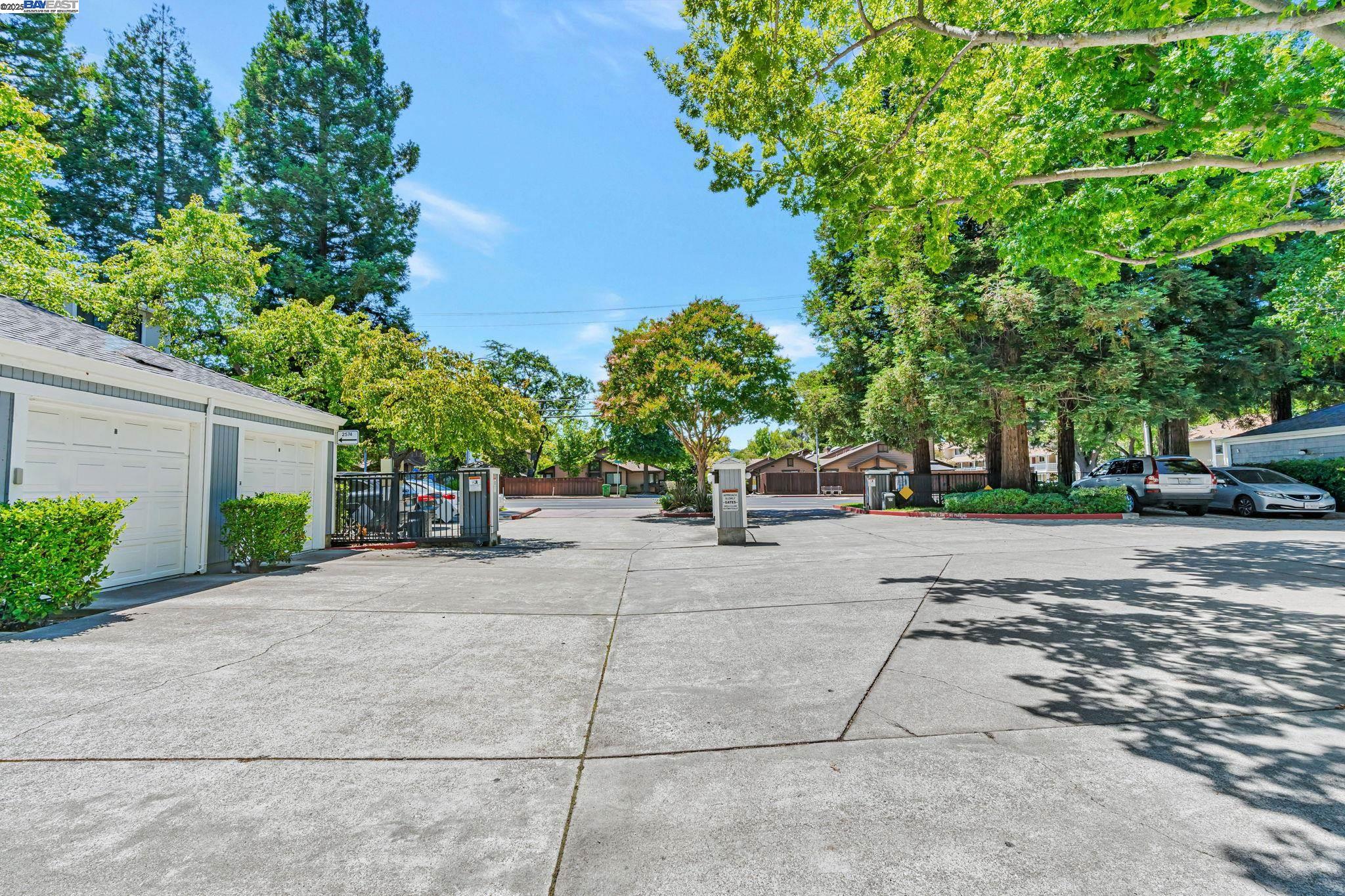 2584 Oak Rd # 227