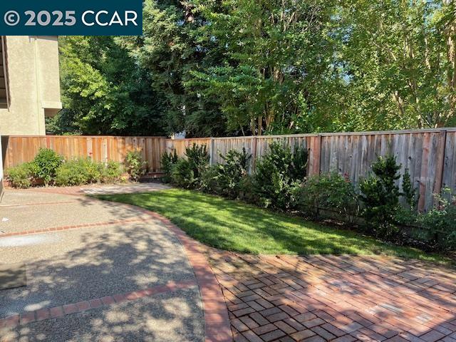 140 Gerbera St