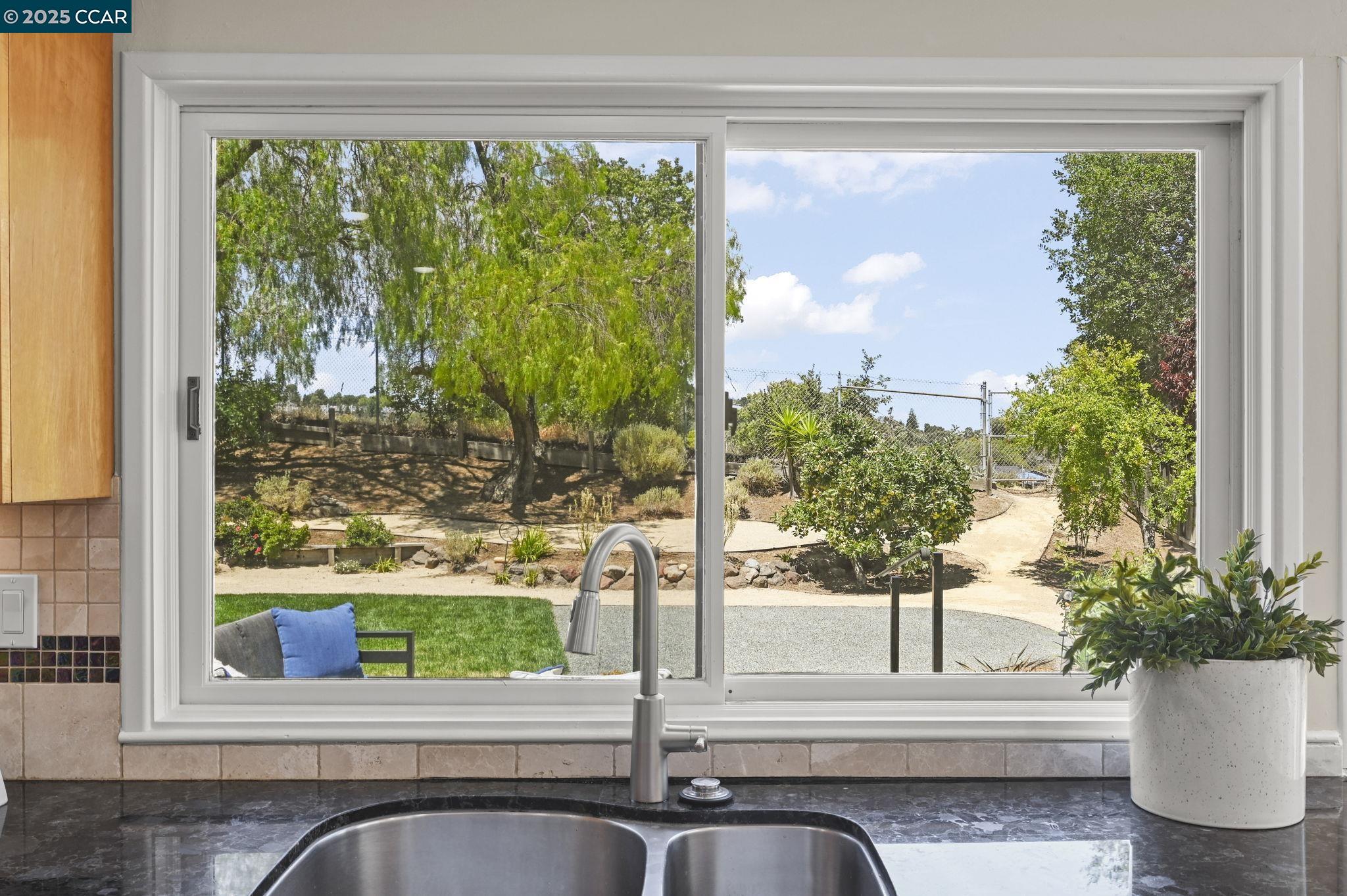 500 Monti Cir