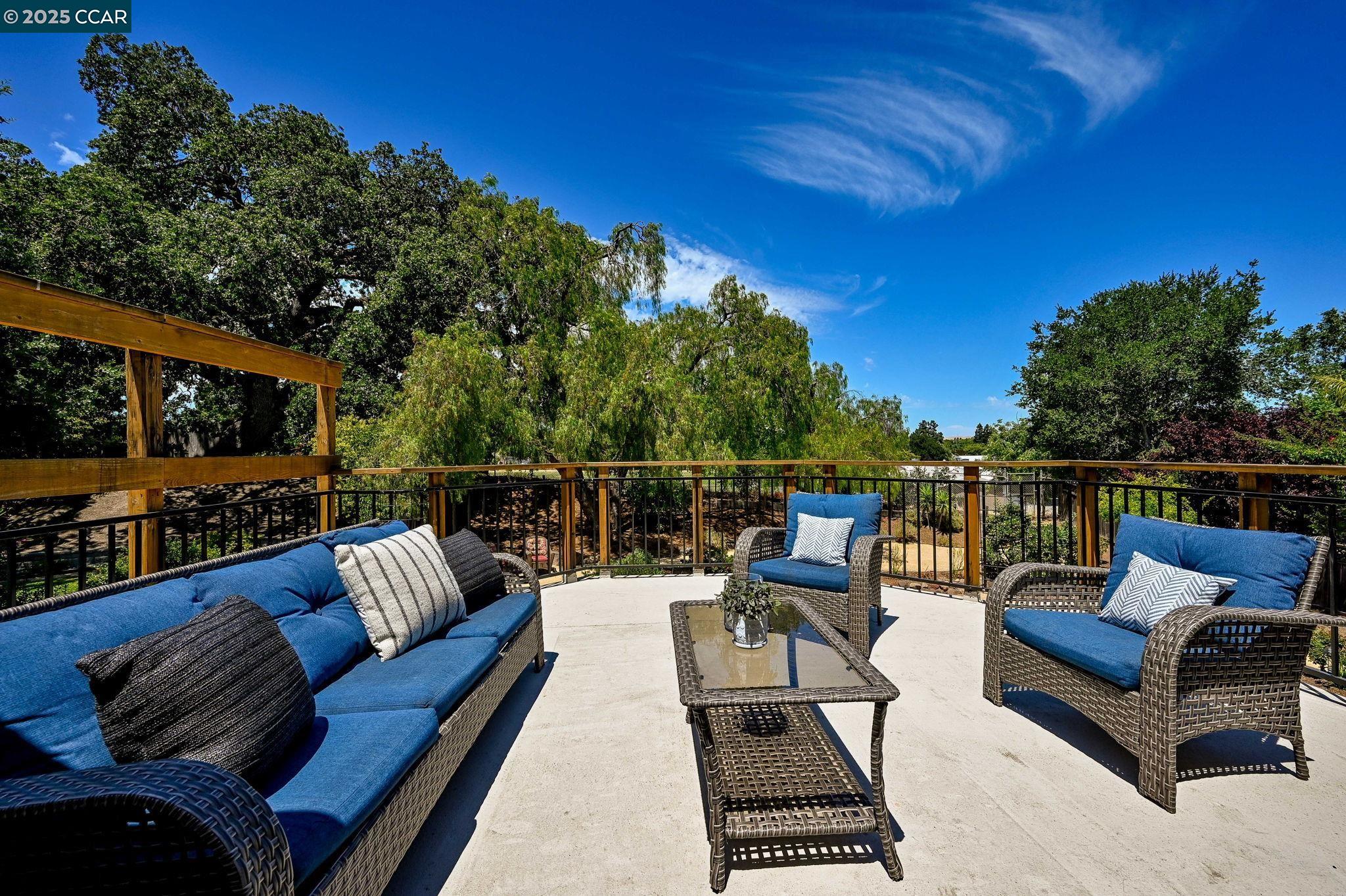 500 Monti Cir