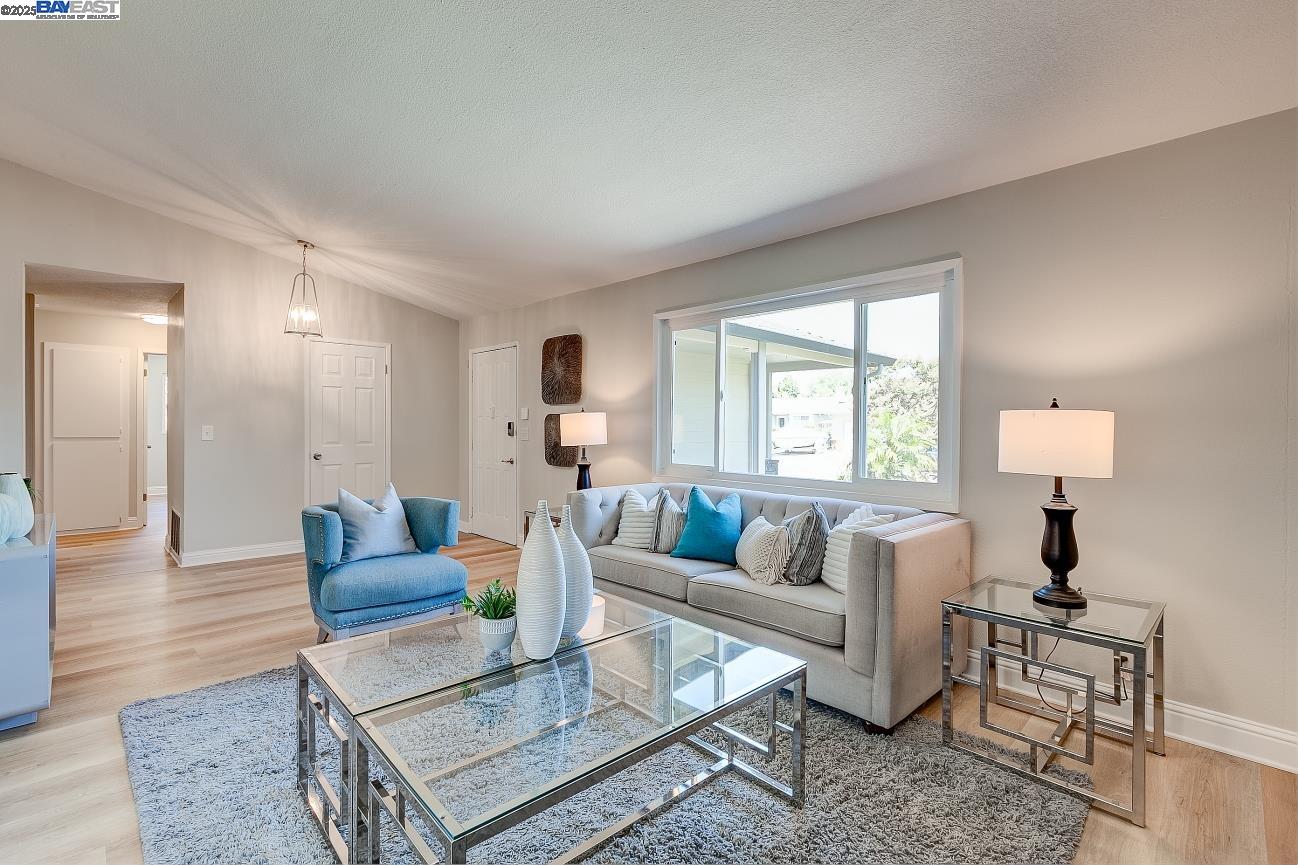 1931 Sauterne Way