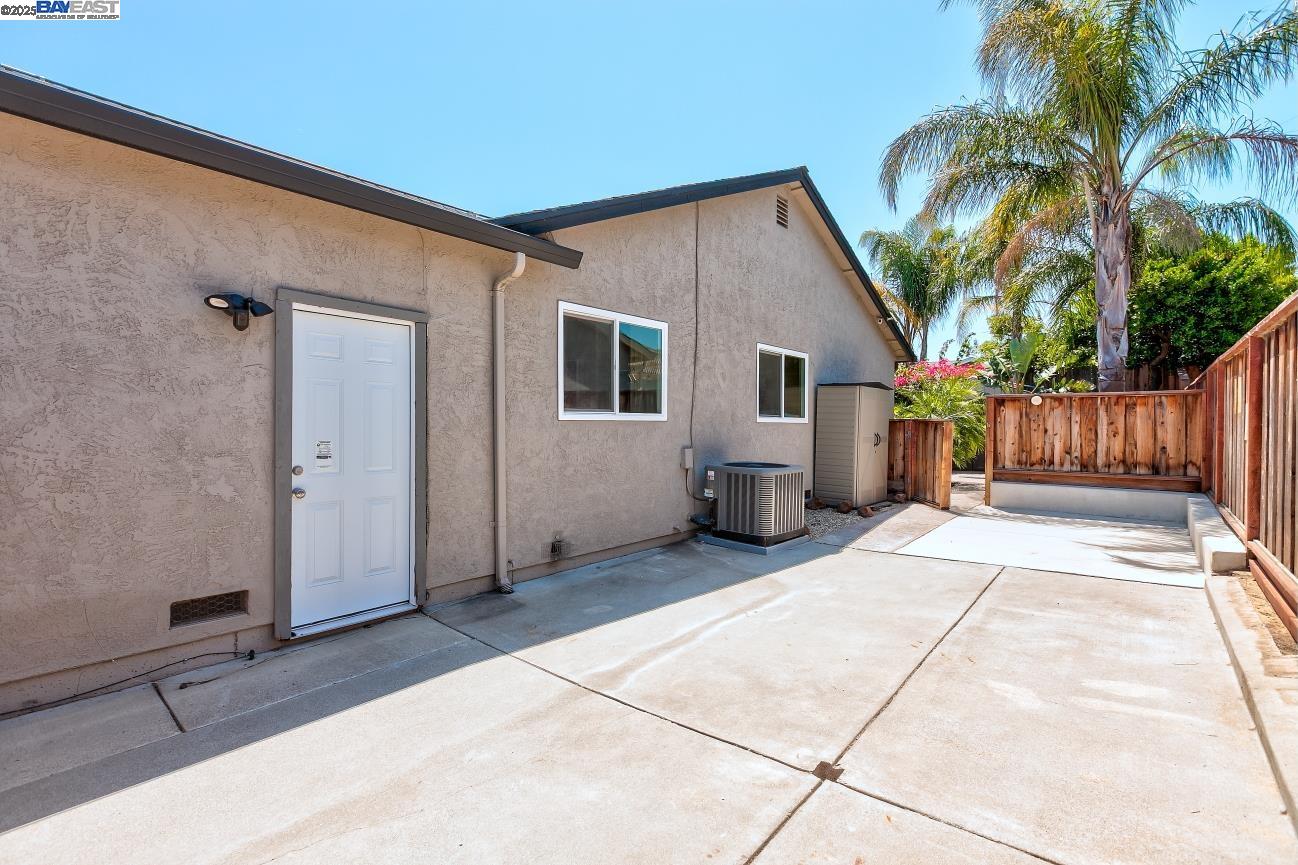 1931 Sauterne Way