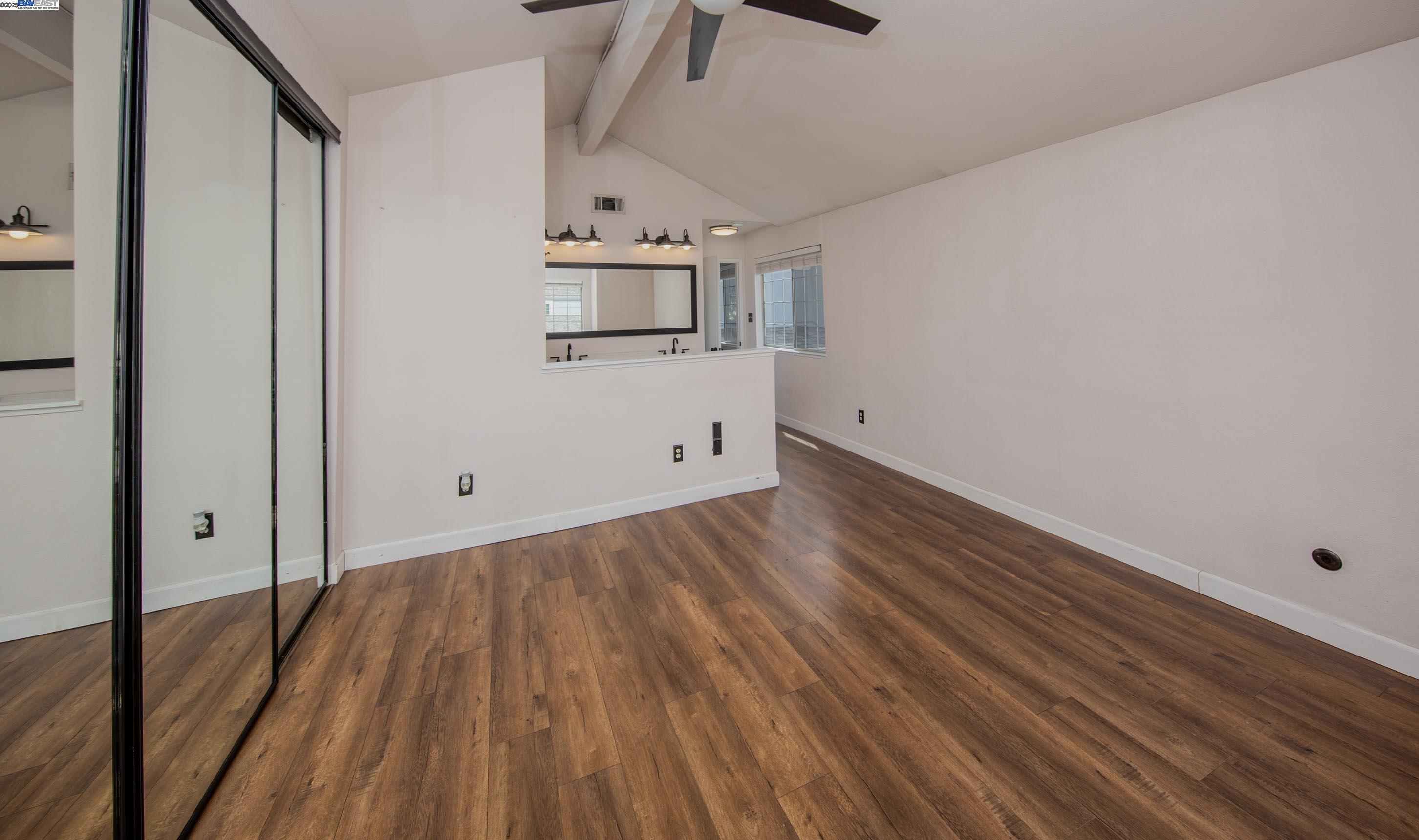 243 Northwood Commons