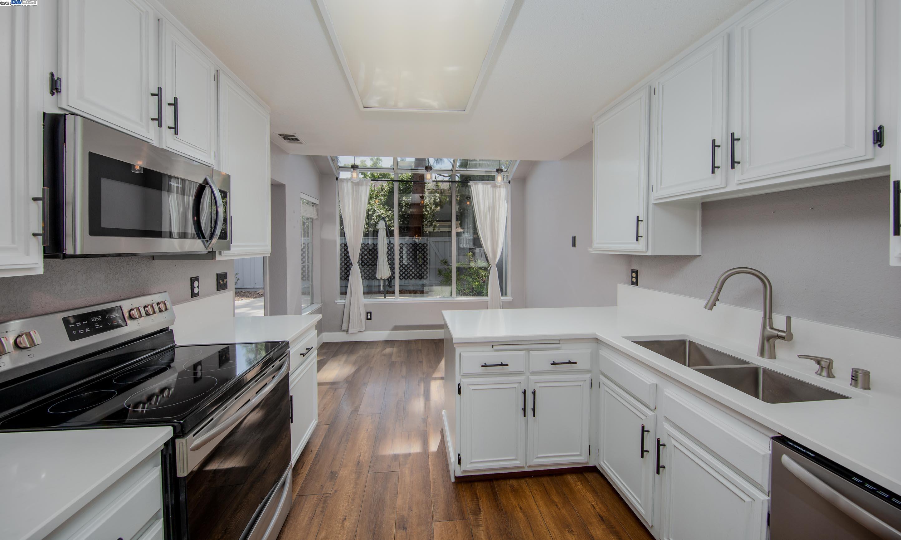 243 Northwood Commons