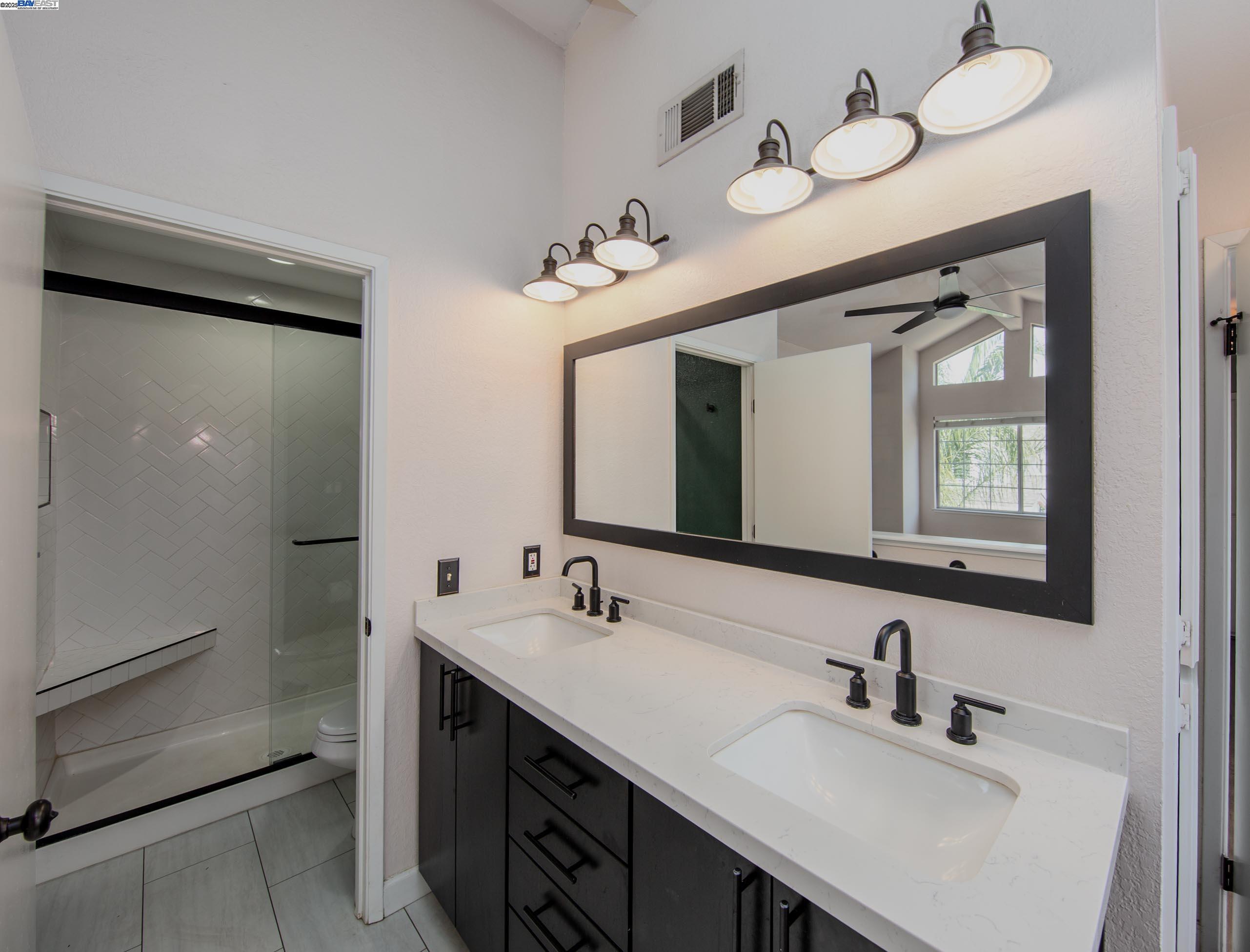 243 Northwood Commons