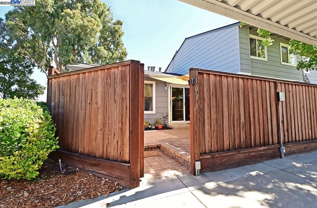 1031 Spring Valley CMN