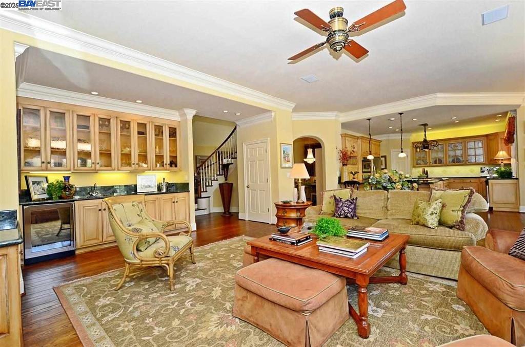 5045 Blackhawk Dr.