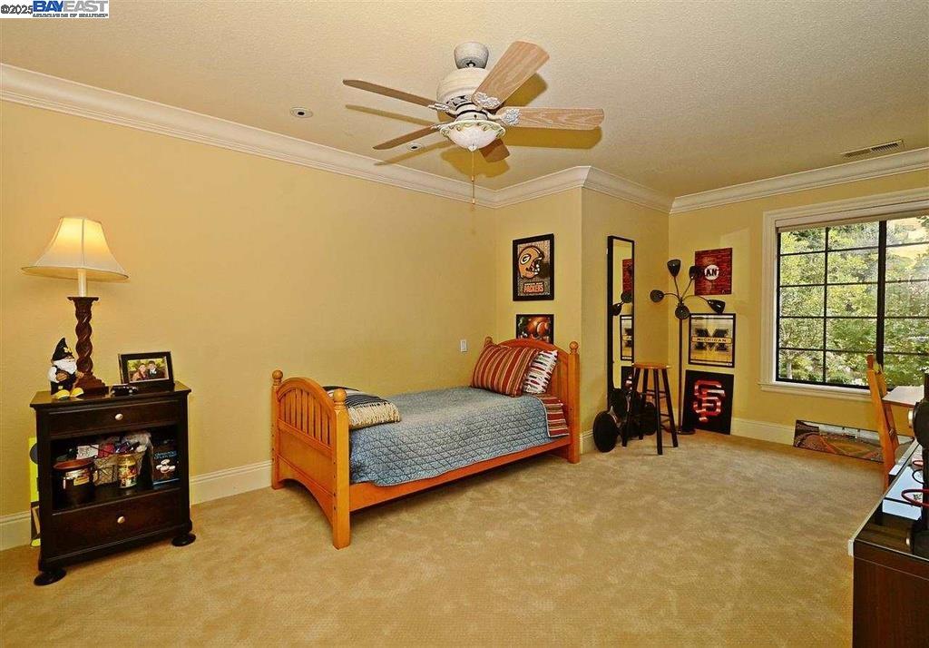 5045 Blackhawk Dr.