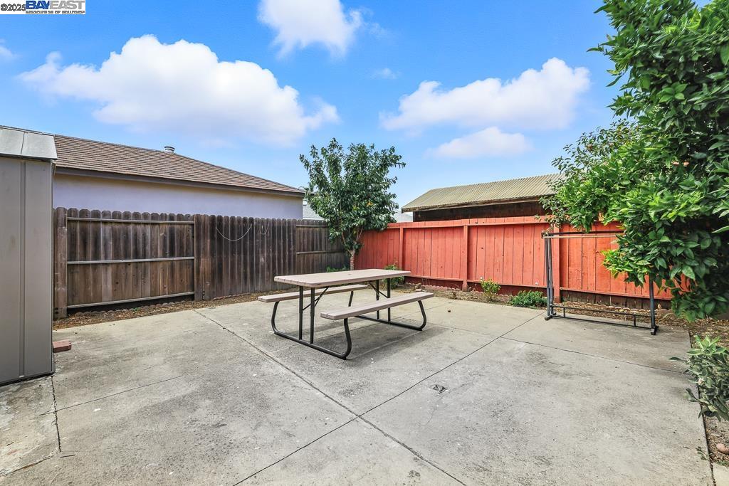 825 Billings Blvd