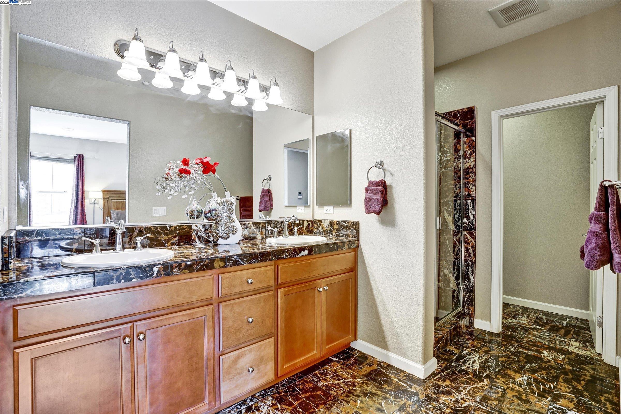 574 Dovecote Ln # 1