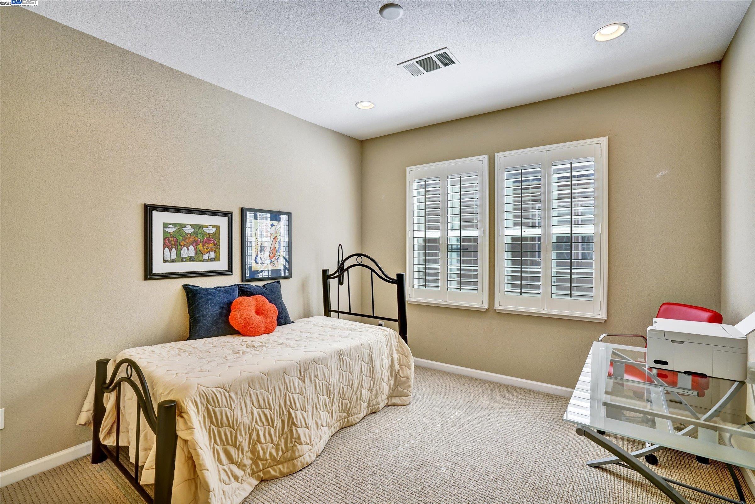 574 Dovecote Ln # 1