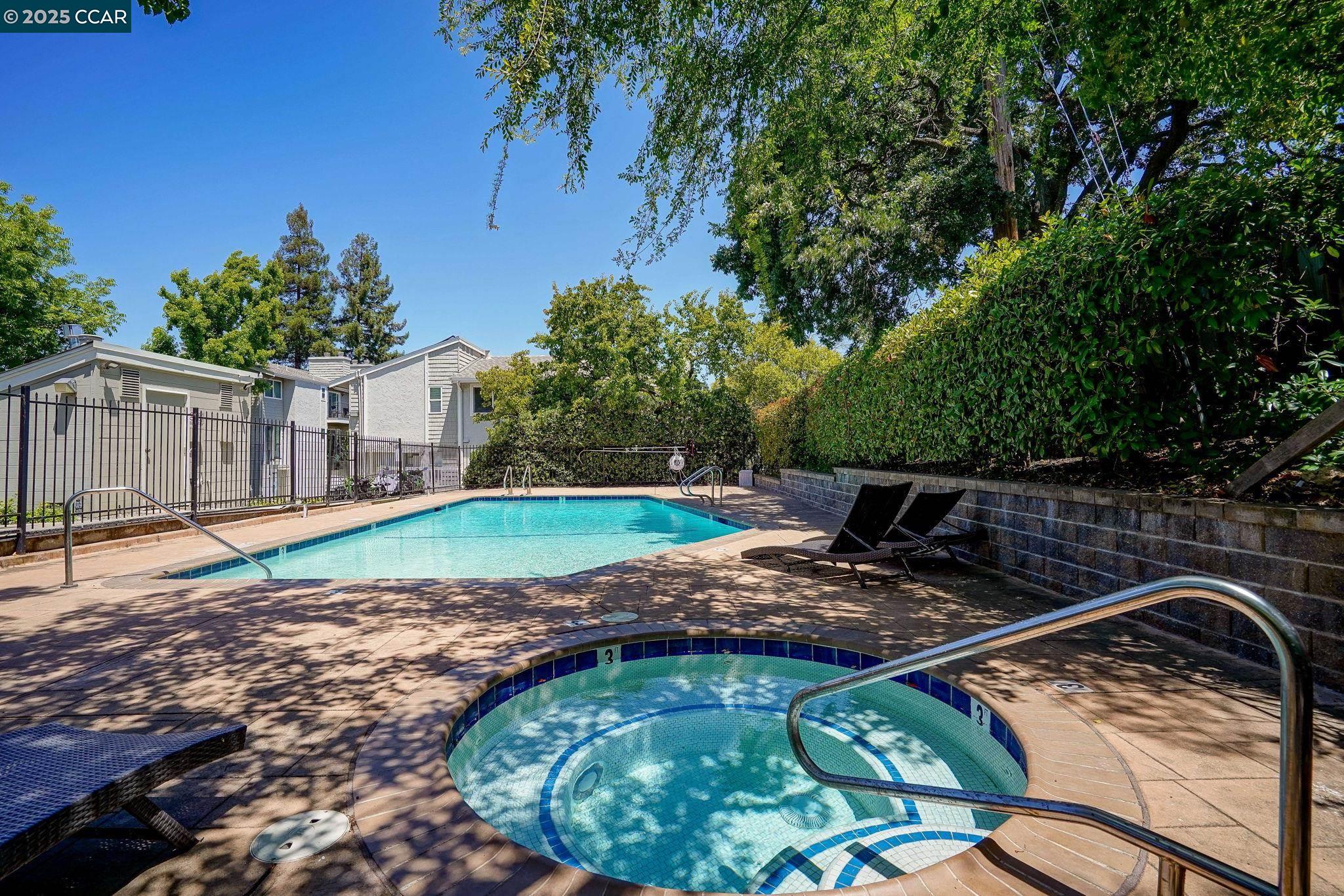 1077 Wesley Ct # 5
