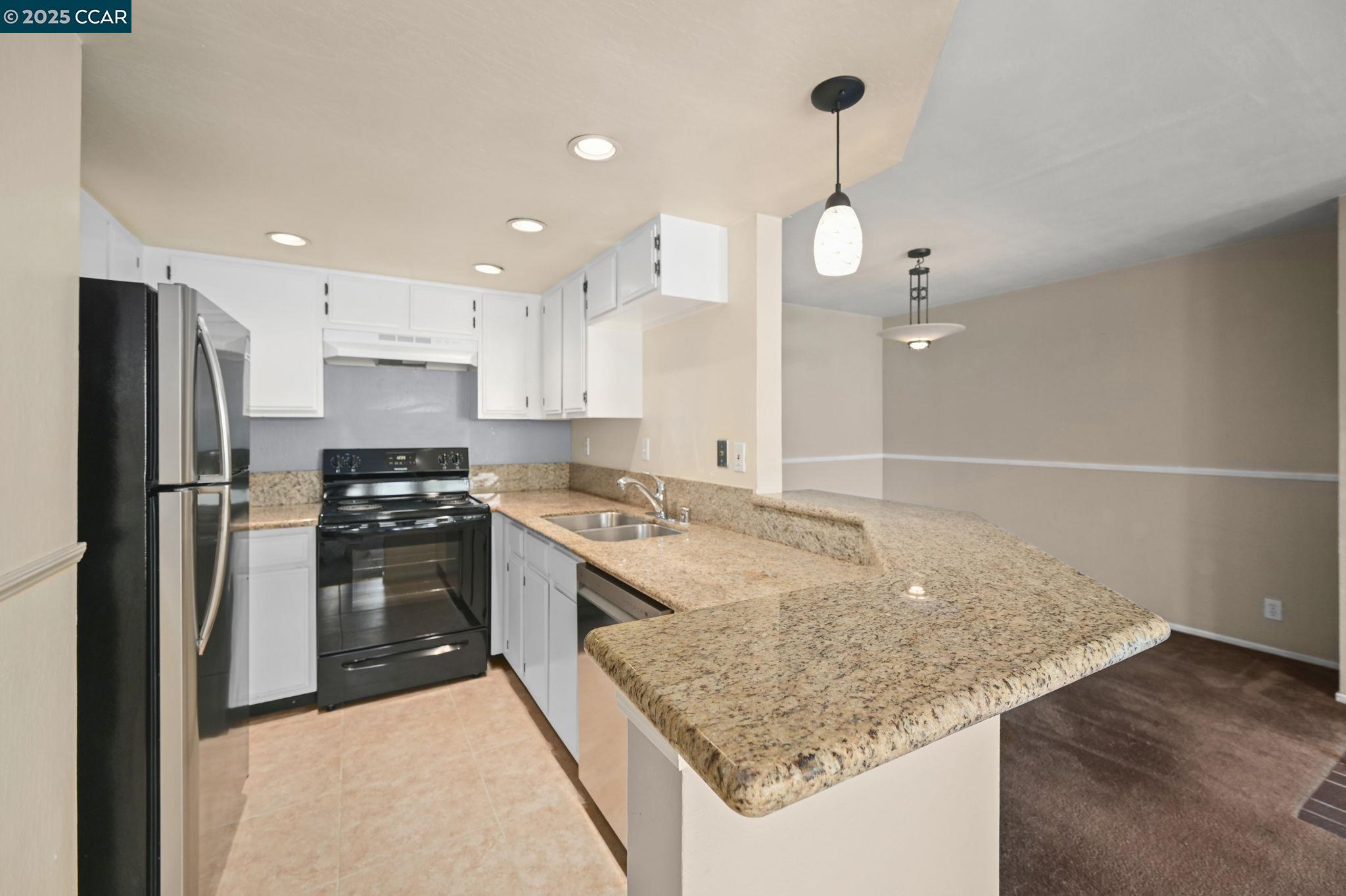 1077 Wesley Ct # 5
