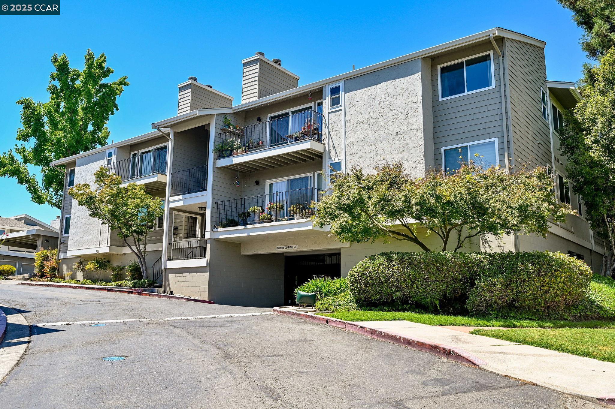 1077 Wesley Ct # 5