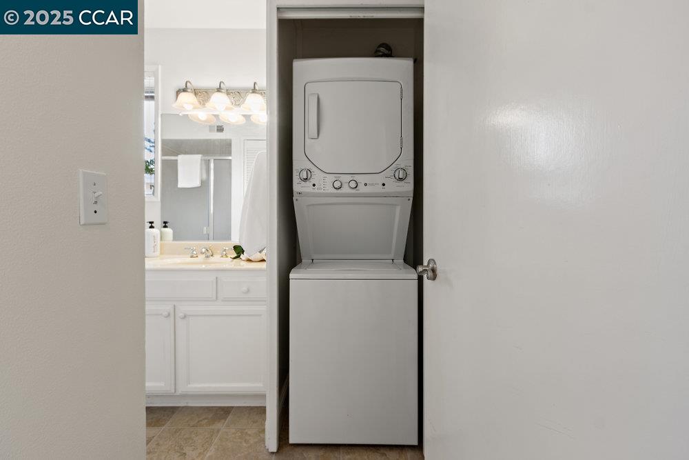 2200 Pine Knoll Dr # 11