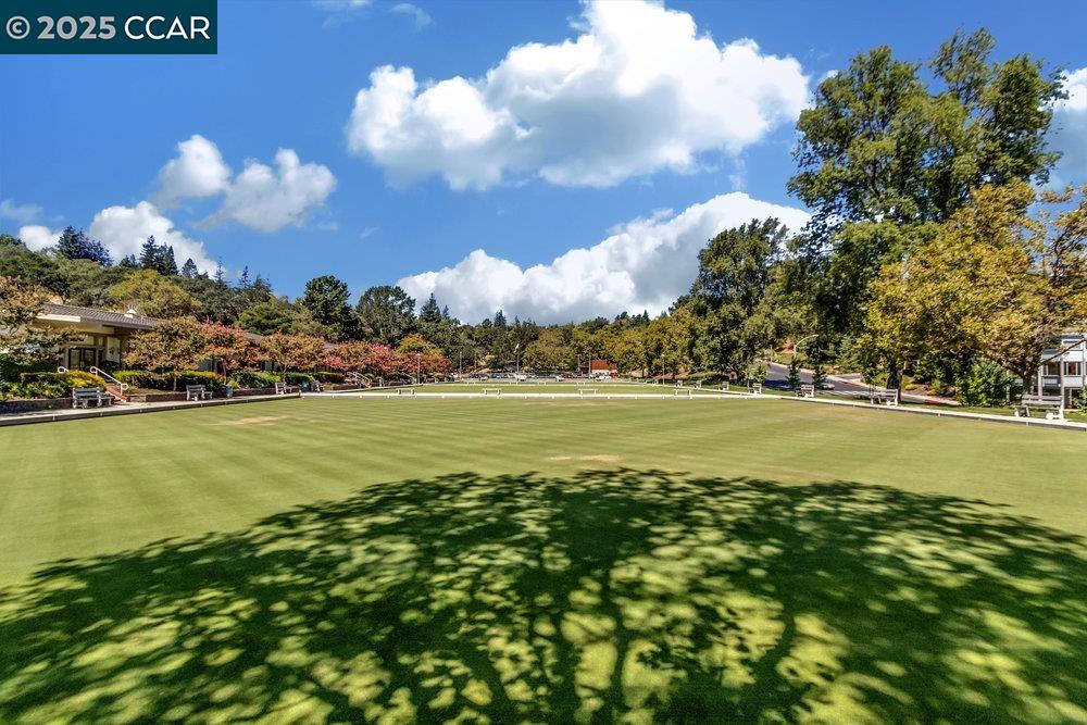 2200 Pine Knoll Dr # 11