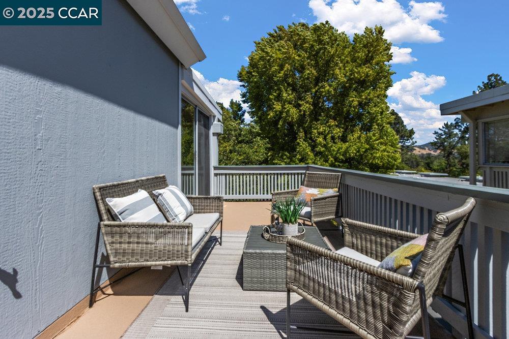 2200 Pine Knoll Dr # 11