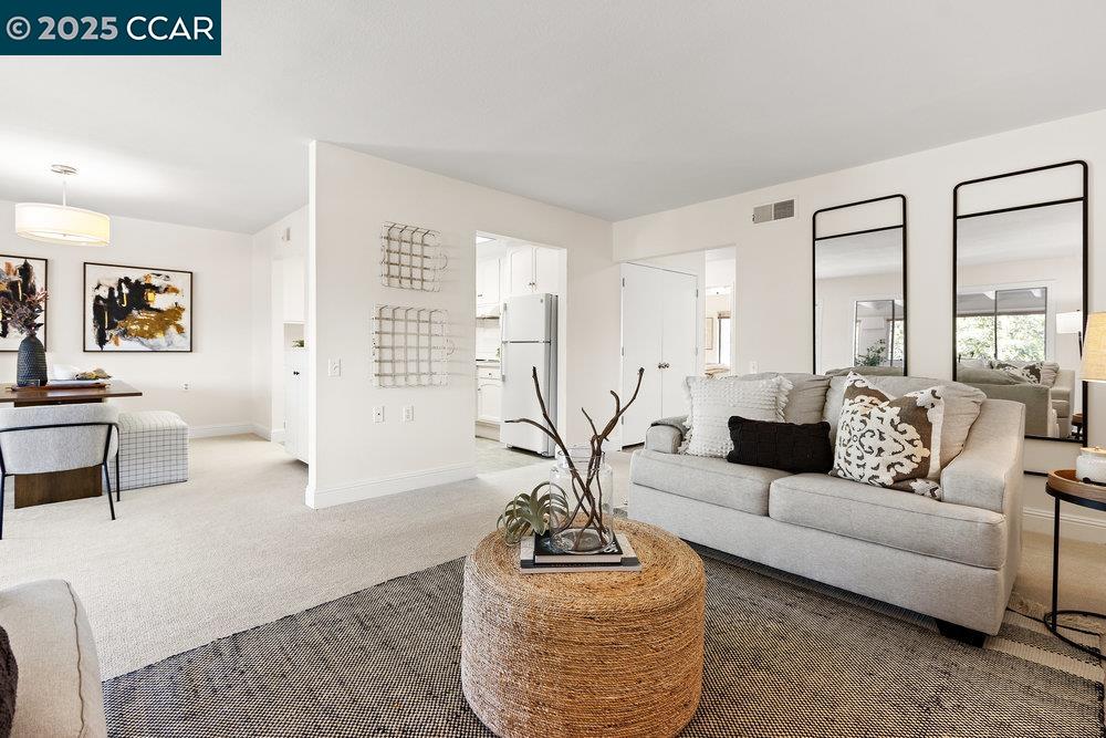 2200 Pine Knoll Dr # 11