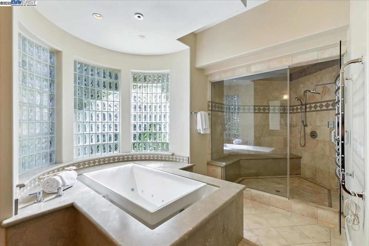 2109 Black Oak Ct