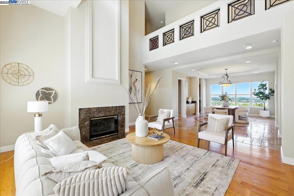 2109 Black Oak Ct