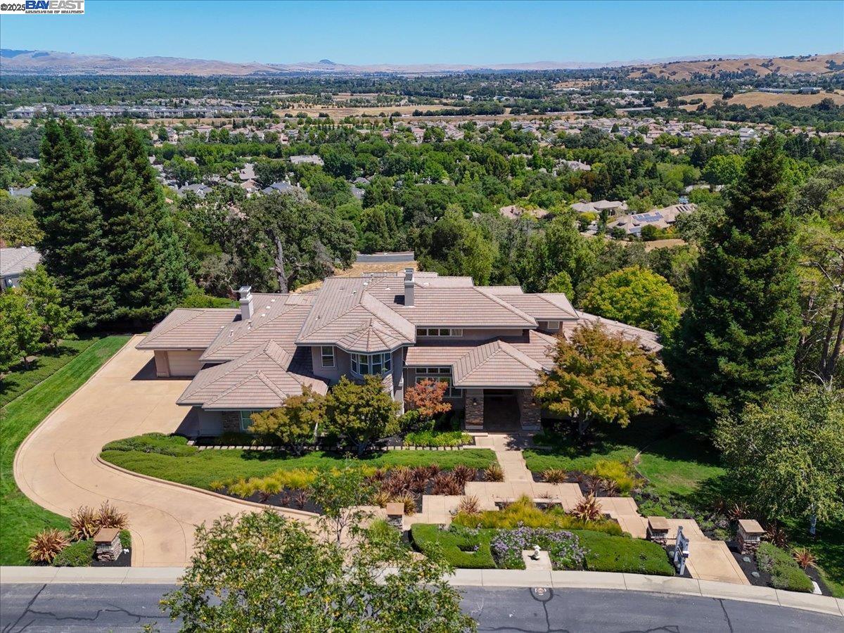 2109 Black Oak Ct
