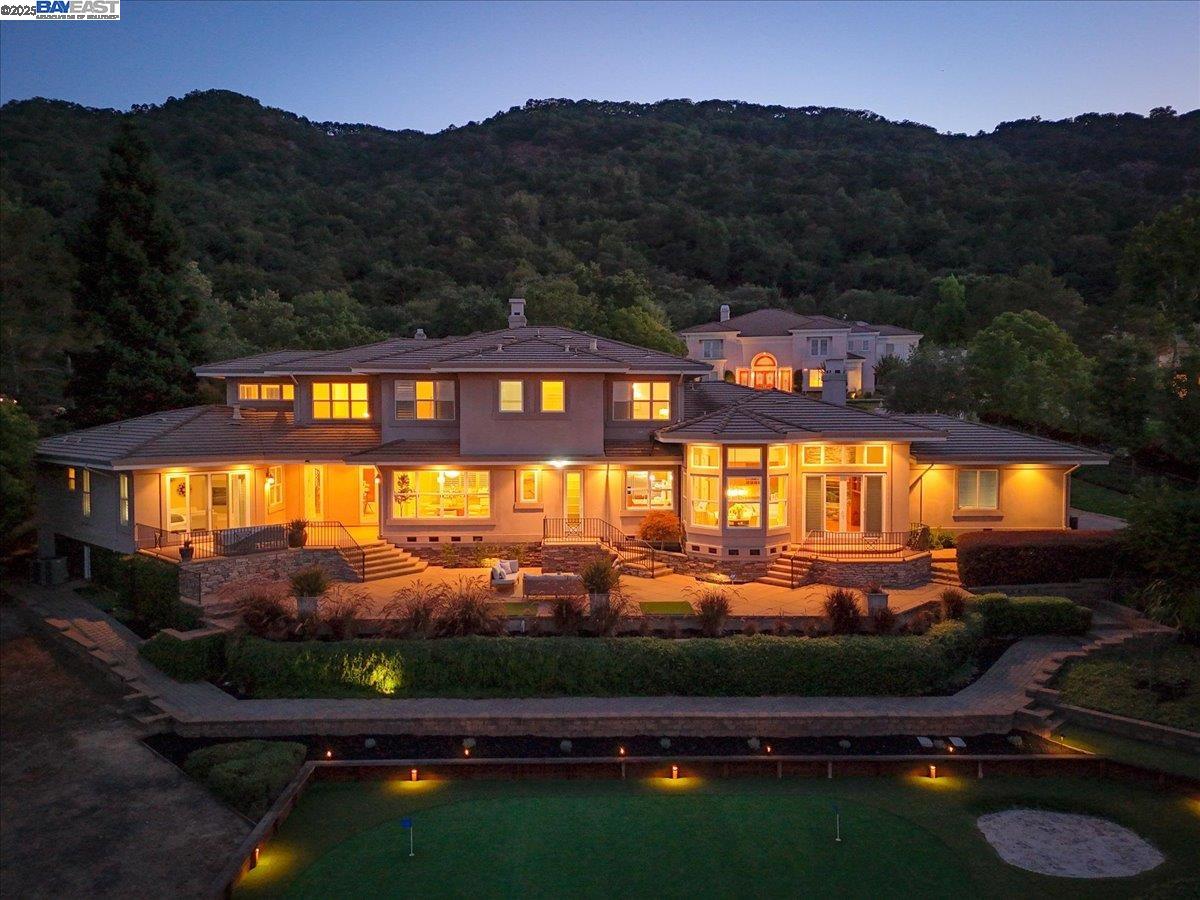2109 Black Oak Ct
