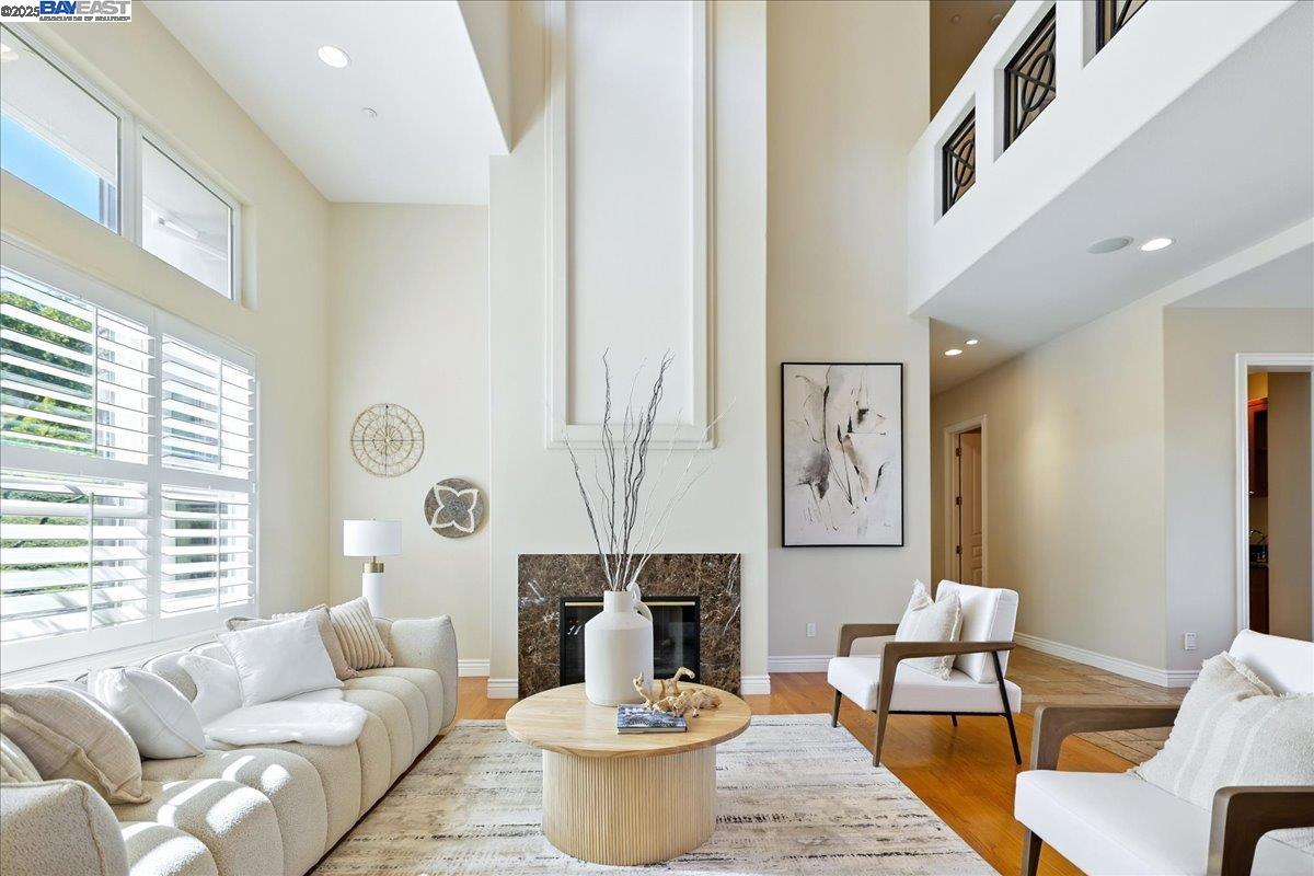 2109 Black Oak Ct