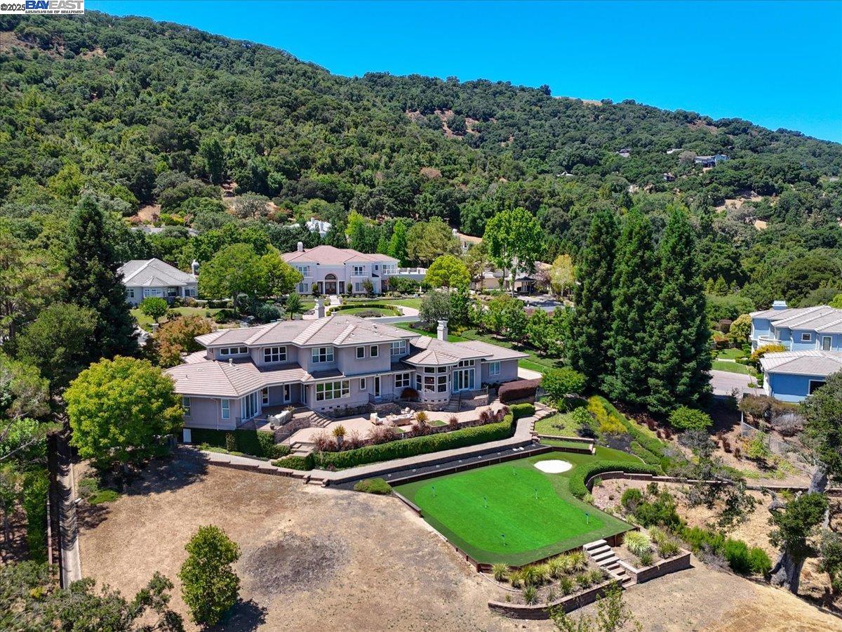 2109 Black Oak Ct