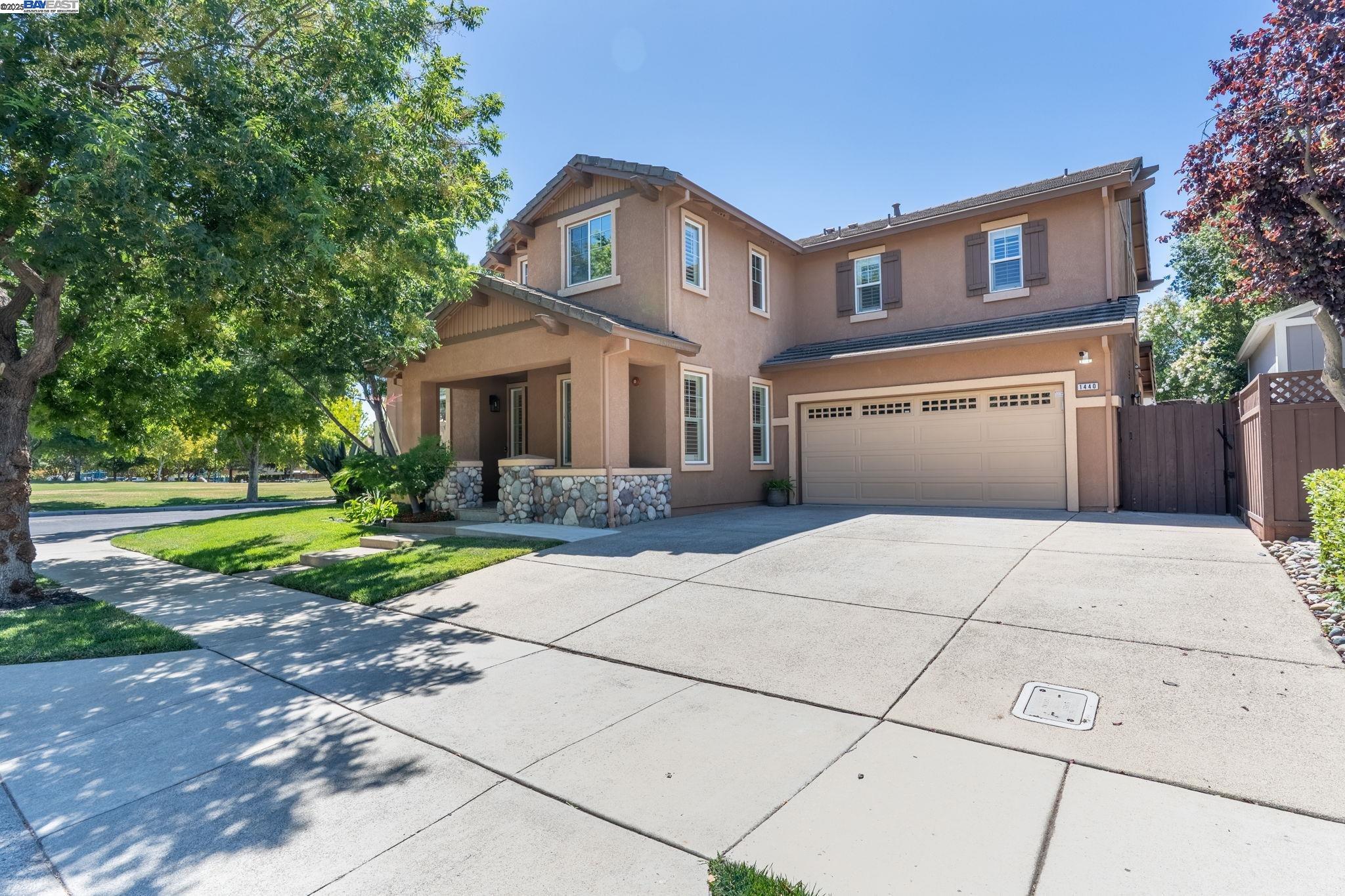 1440 Empress Ln
