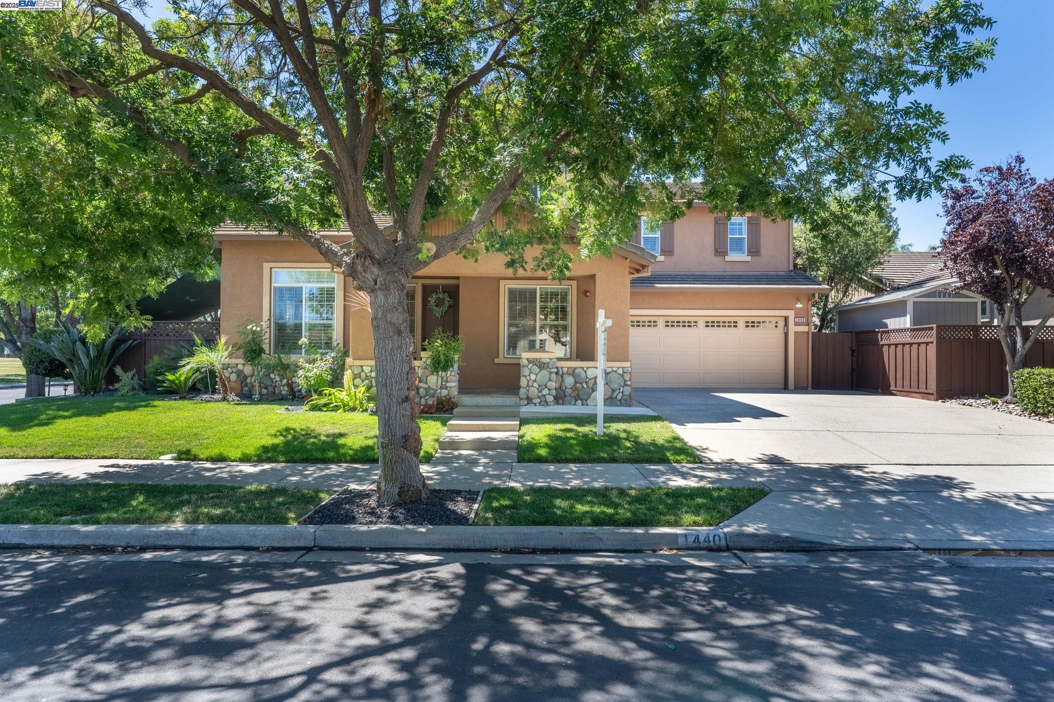 1440 Empress Ln