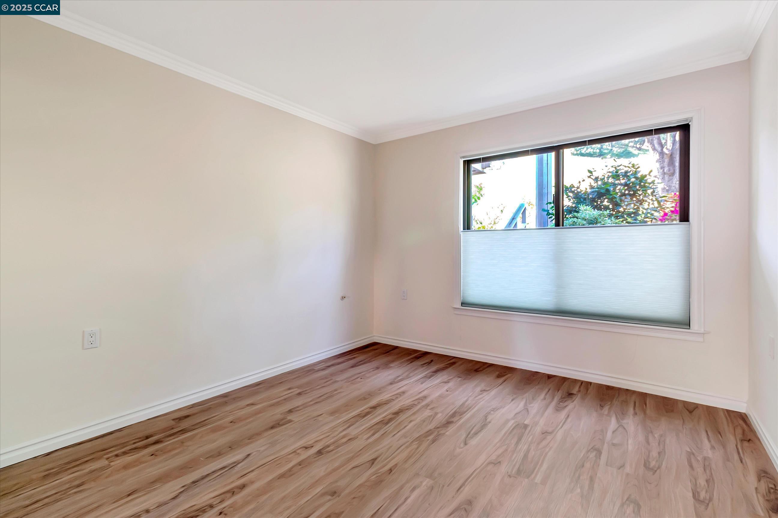 1332 Singingwood Ct # 6