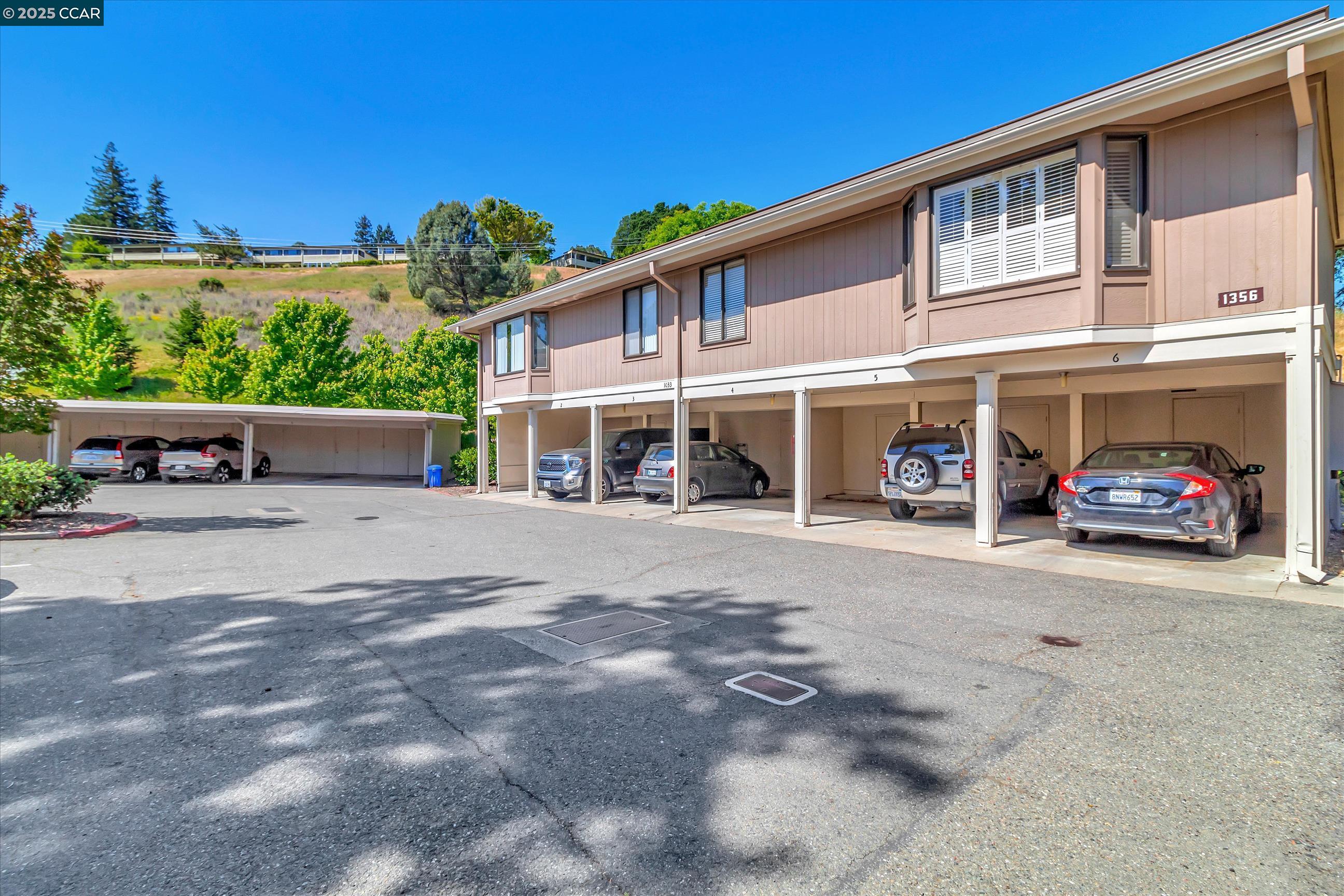 1332 Singingwood Ct # 6