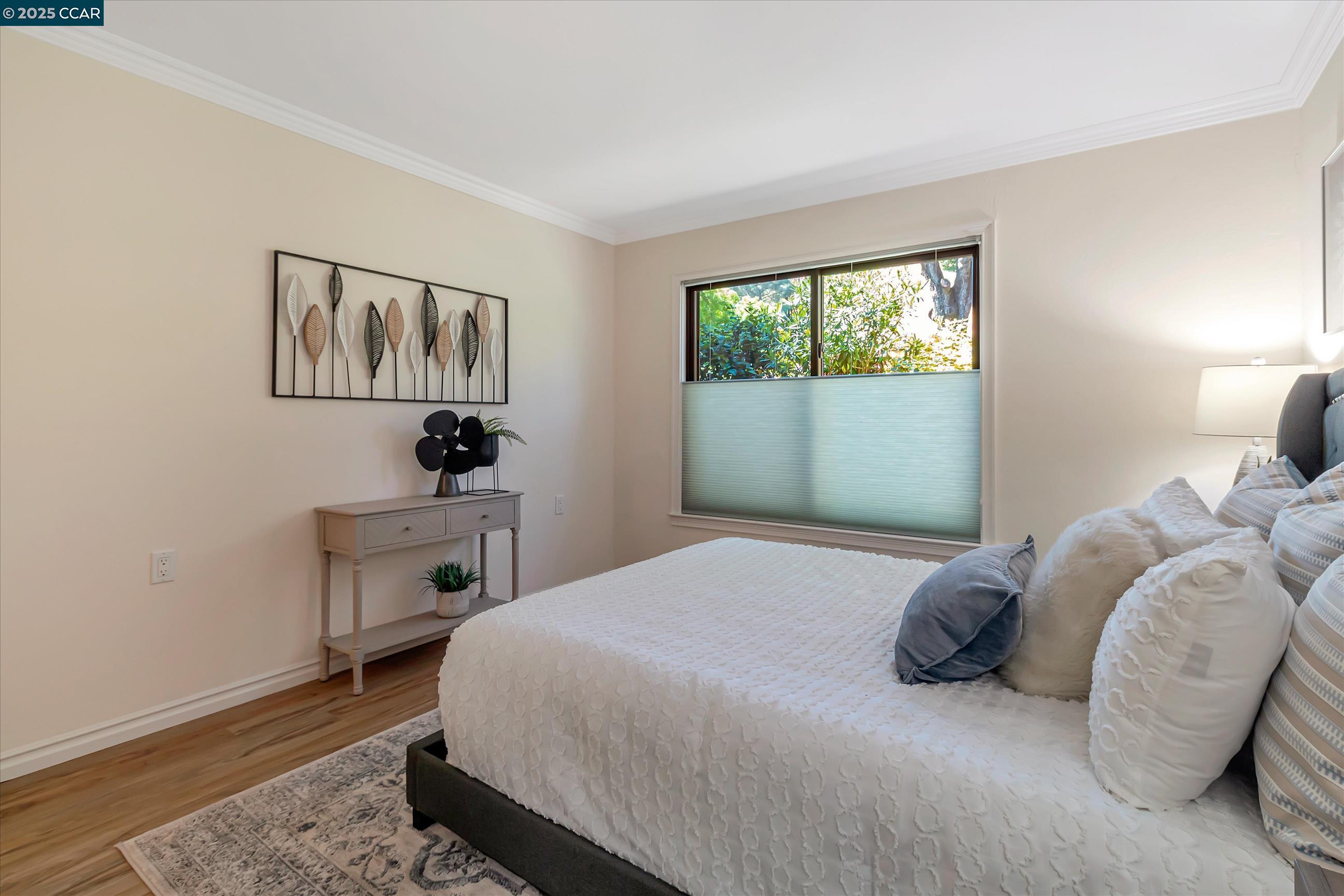 1332 Singingwood Ct # 6