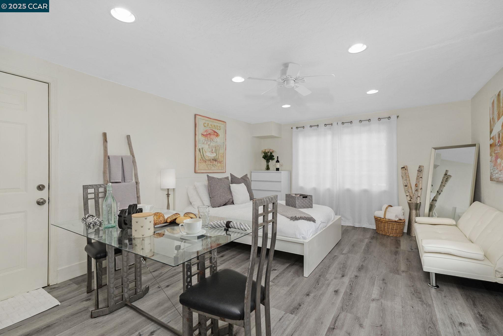 3397 Orchard Valley Ln