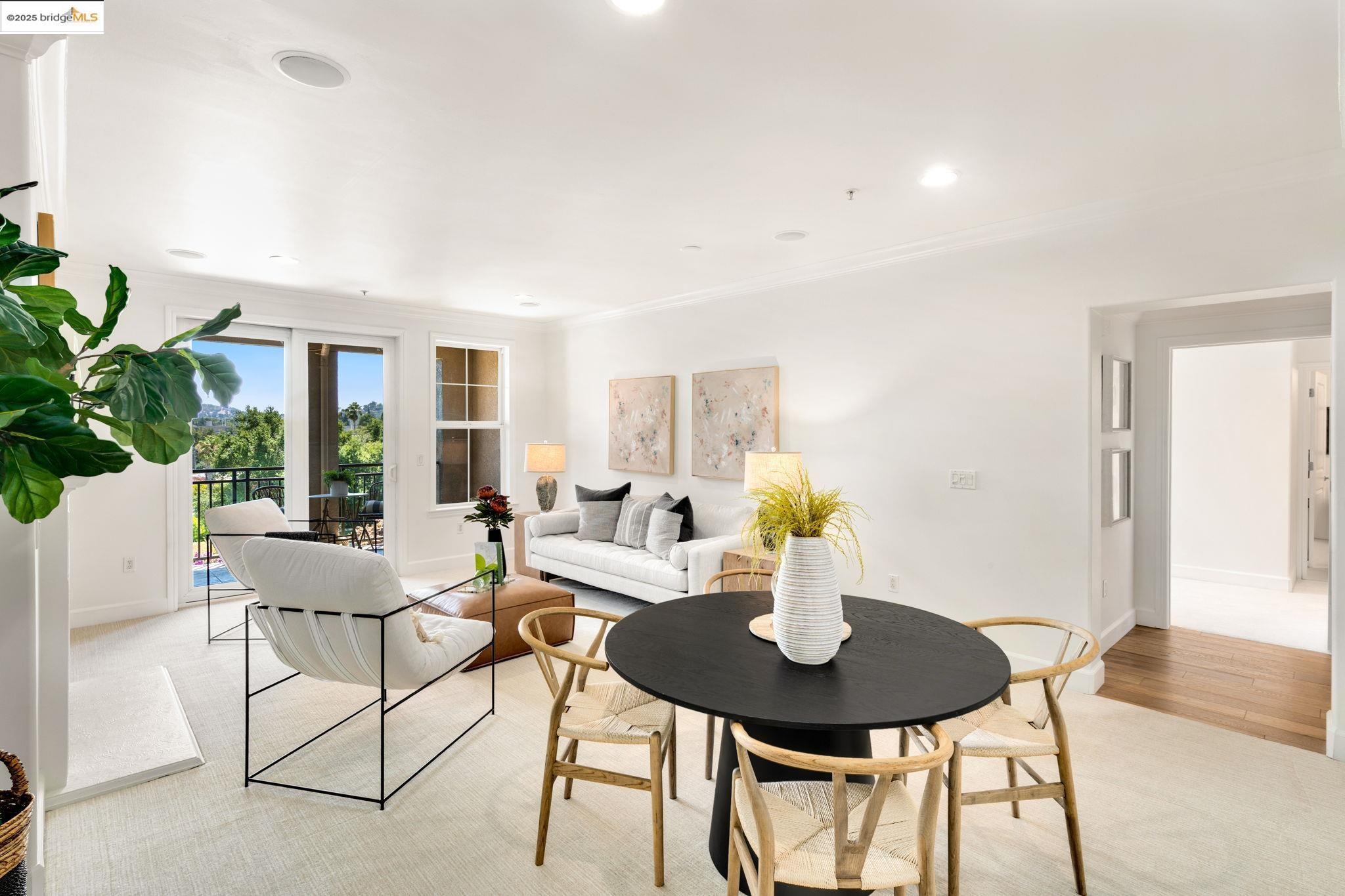 1800 Alma # 405