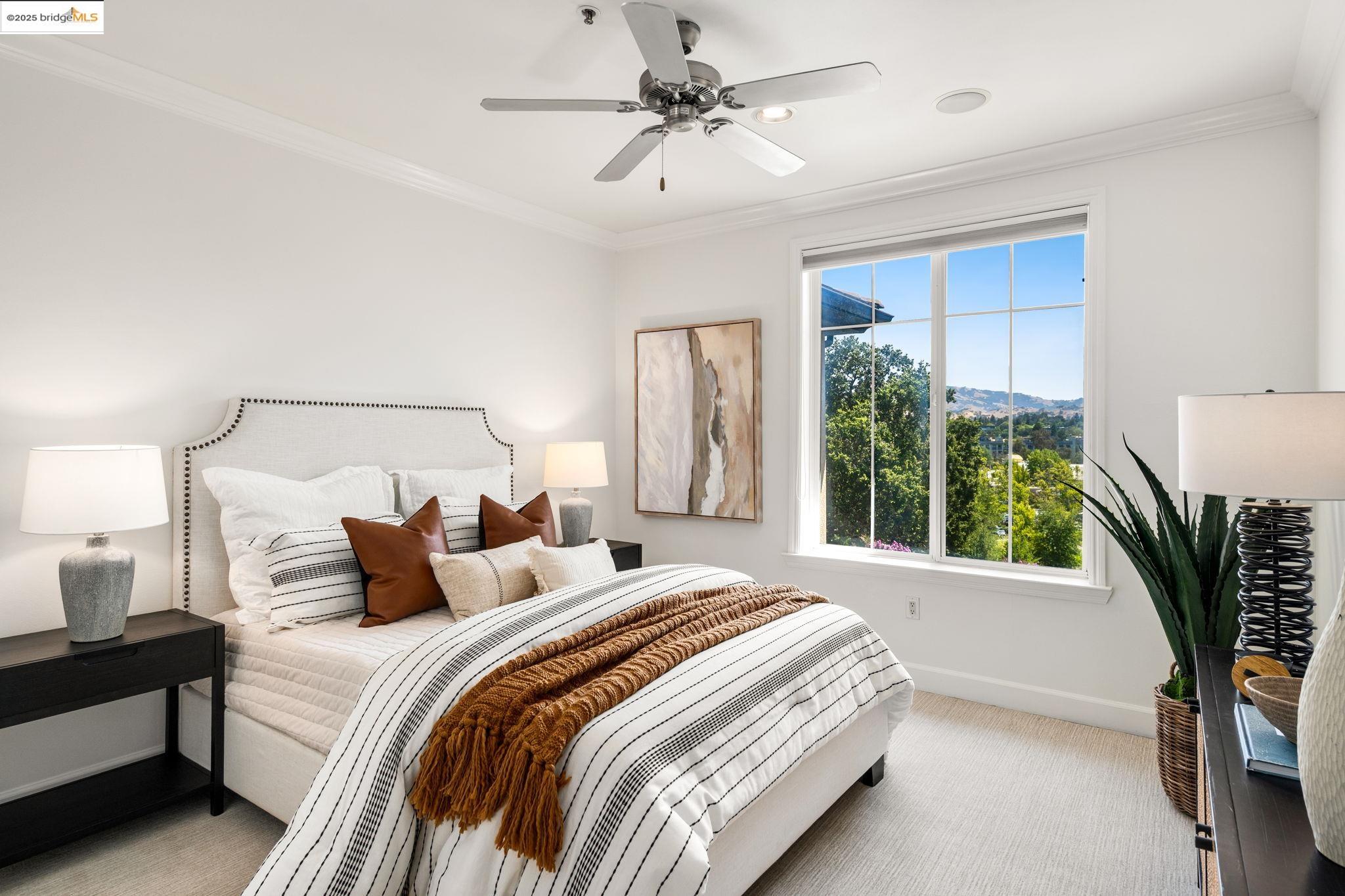 1800 Alma # 405