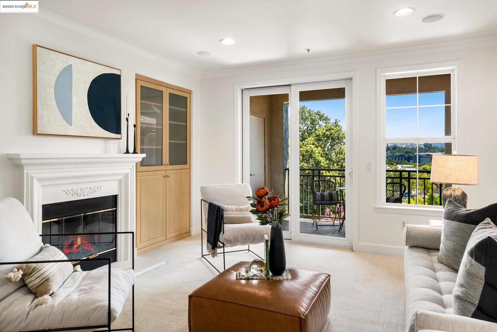 1800 Alma # 405