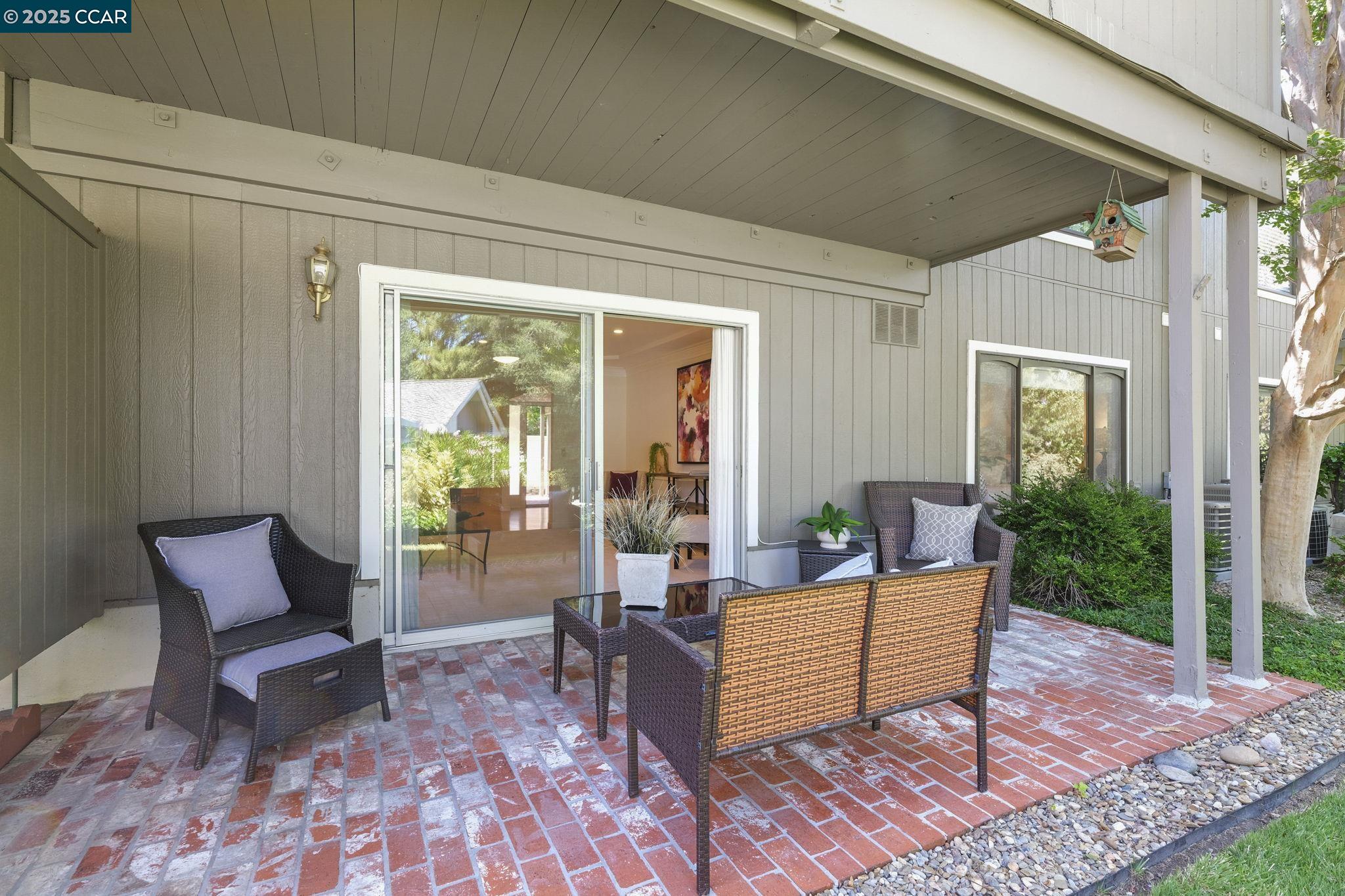 1425 Canyonwood Ct. #6