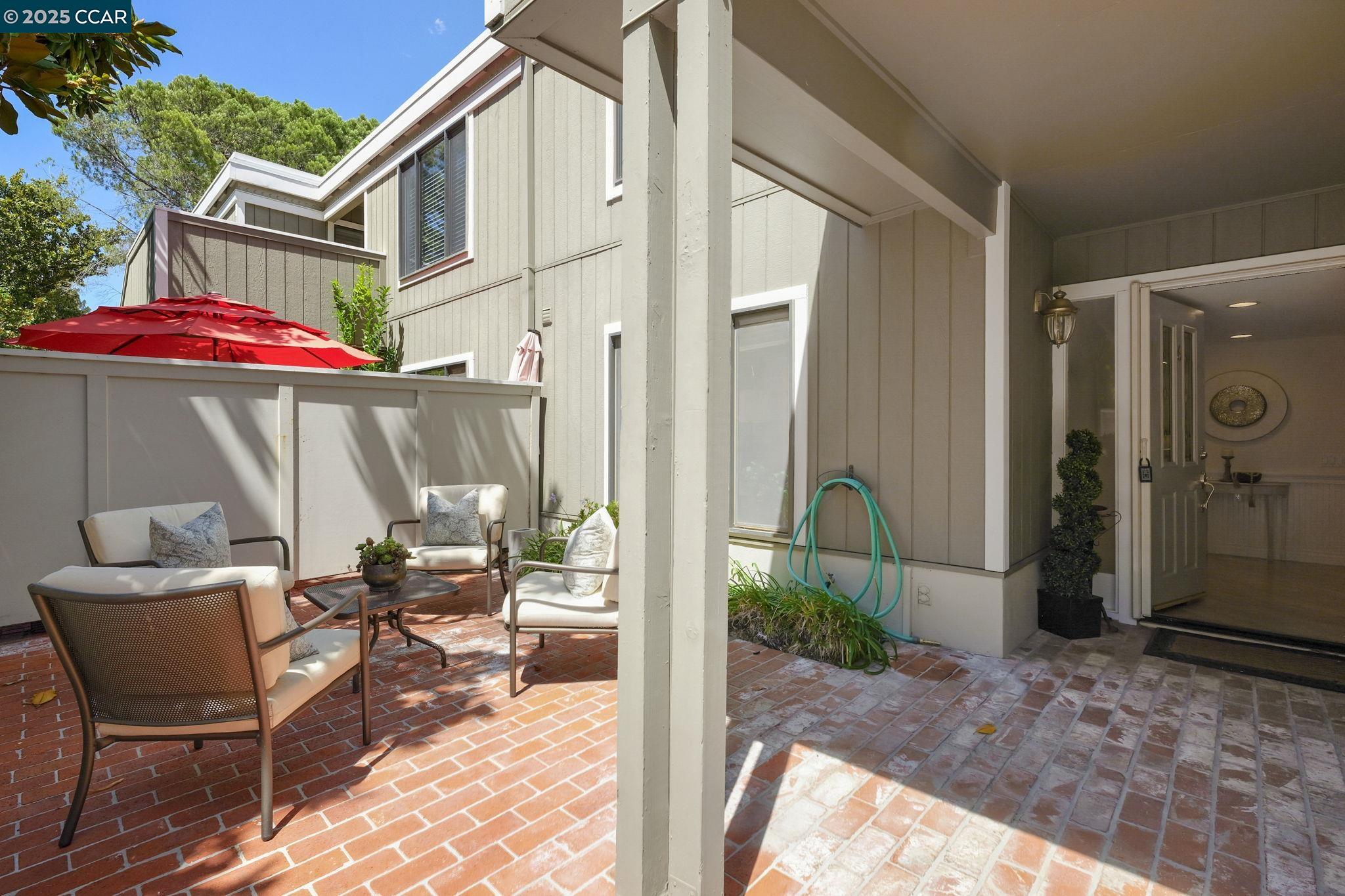 1425 Canyonwood Ct. #6